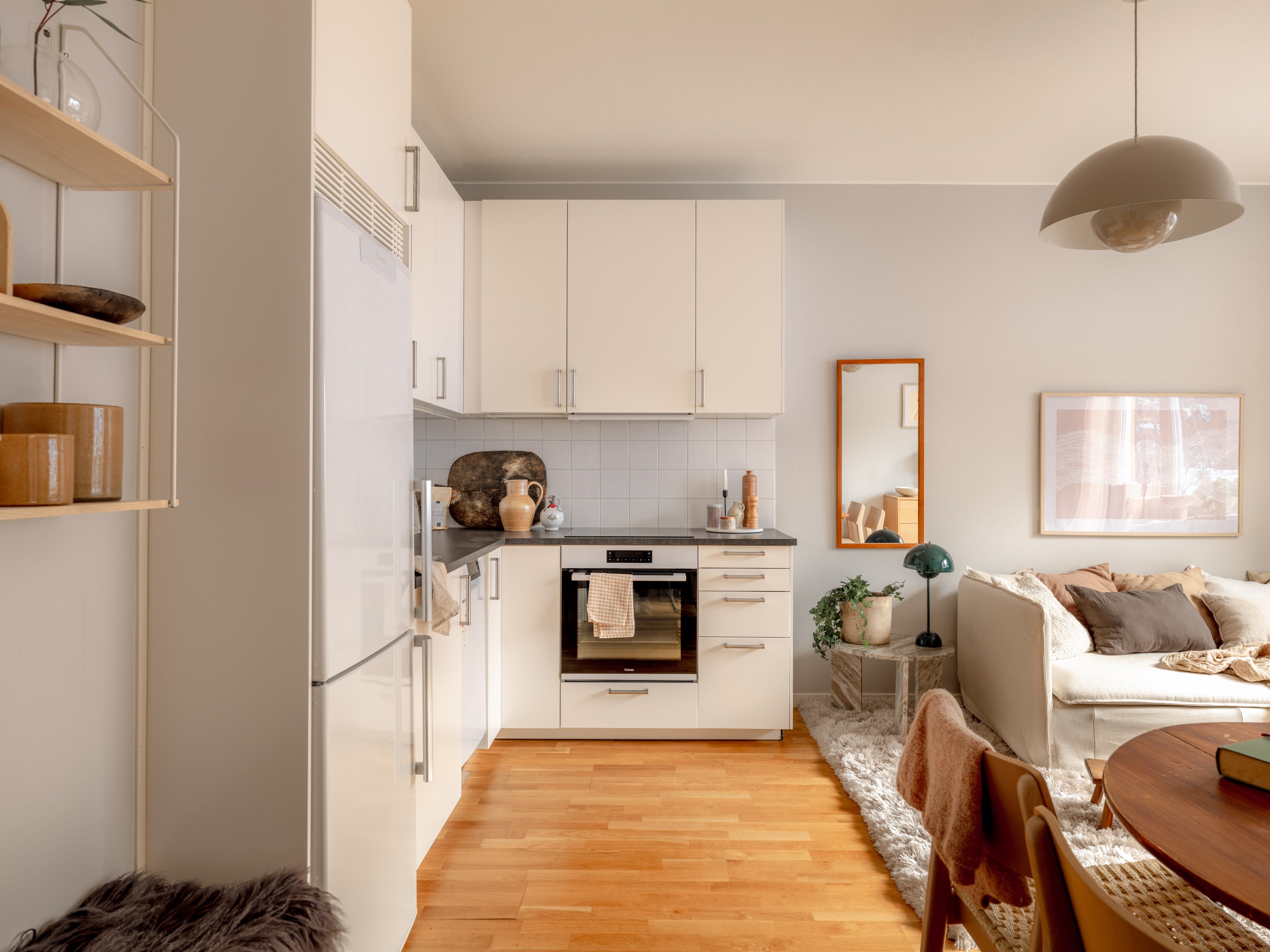 Bostadsbild från Fastlagsvägen 17, Till salu i Midsommarkransen, Stockholm