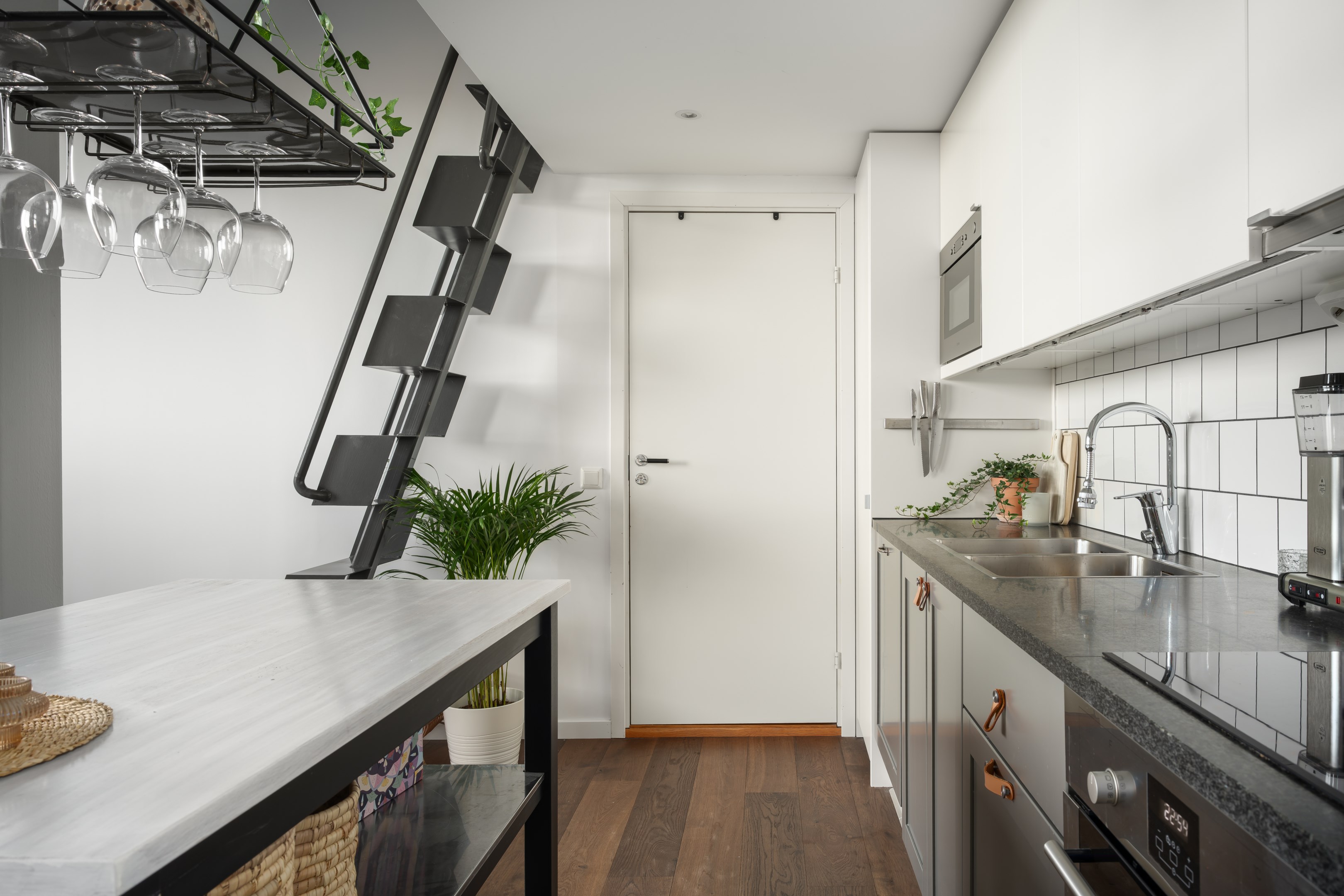 Bostadsbild från Stig Lindbergs Gata 17A, Till salu i Gustavsbergs - Porslinskvarteren, Värmdö