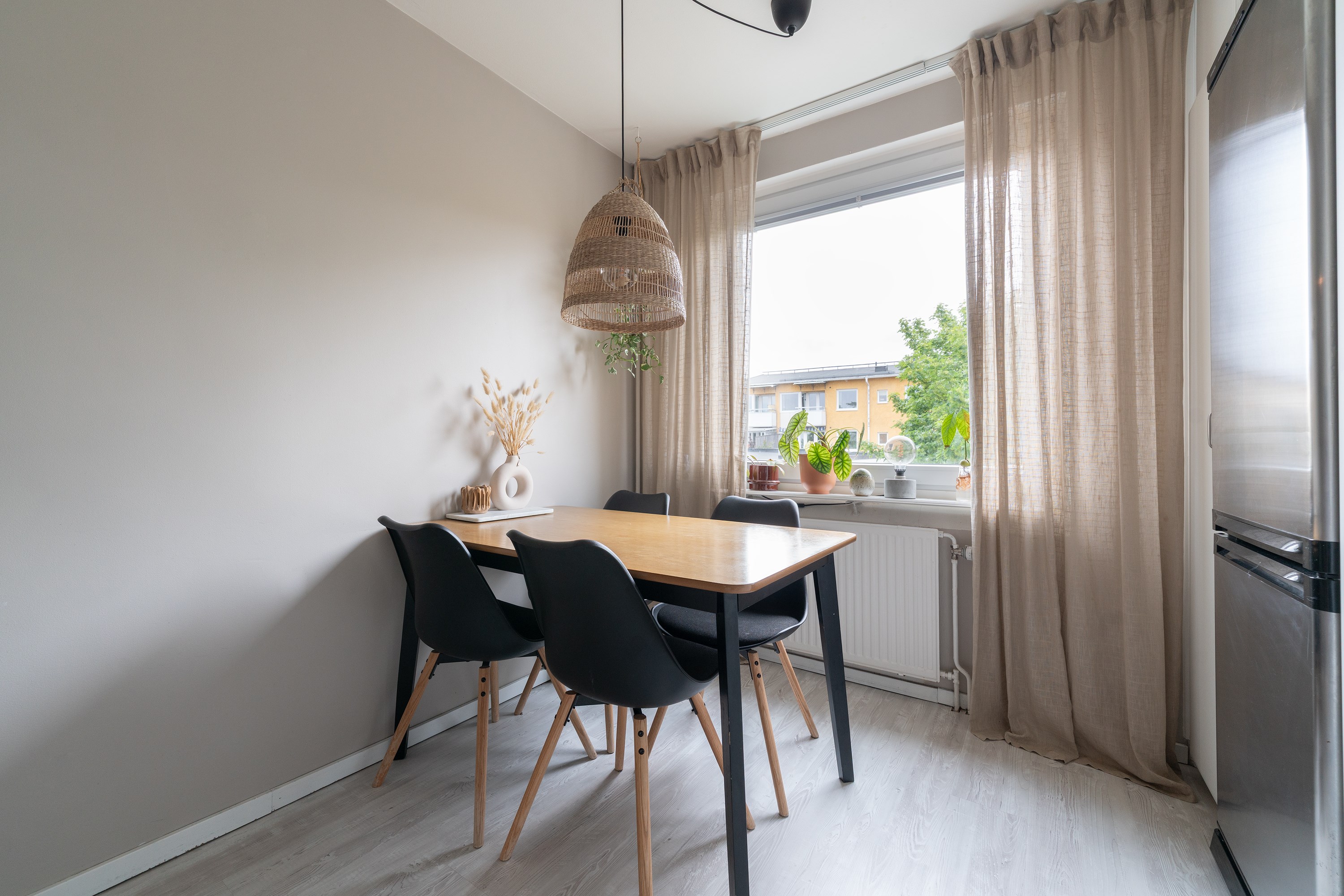 Bostadsbild från Tullingebergsvägen 8A, Kommande i G:a Tullingeberg, Botkyrka