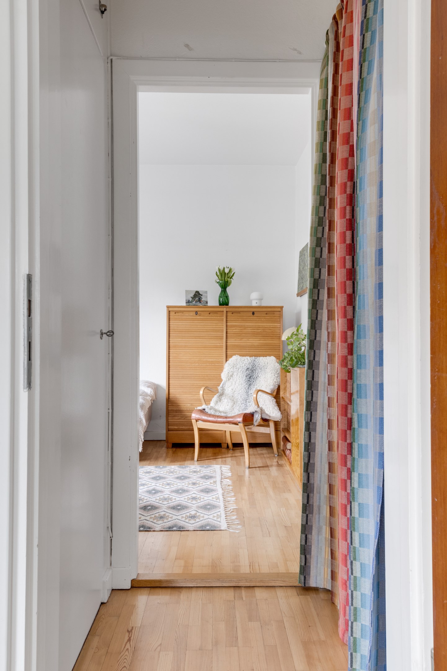Bostadsbild från Kyrkogårdsgatan 16 F, Till salu i Luthagen, Uppsala