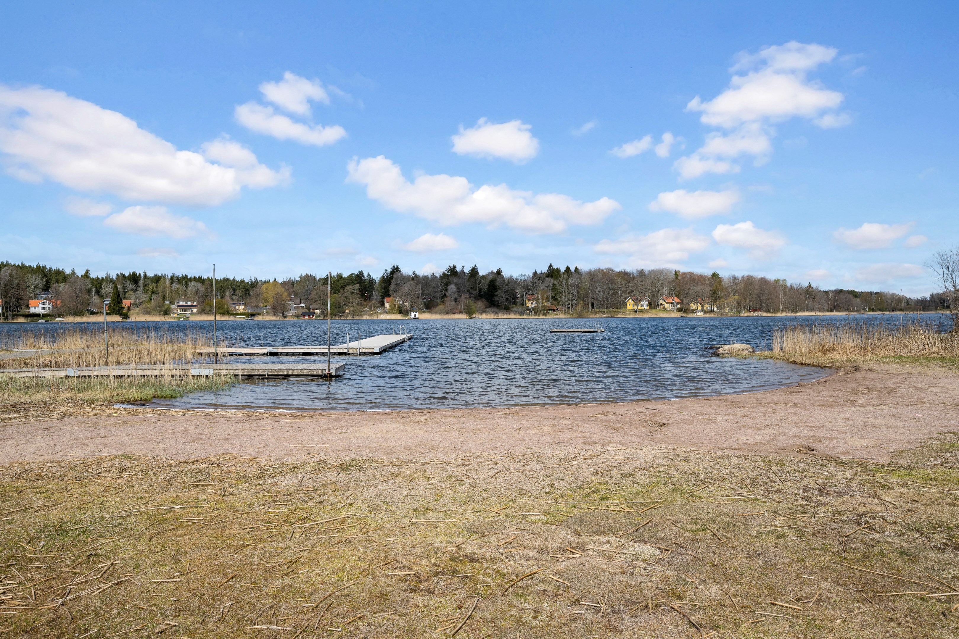 Bostadsbild från Länna Bruksgata 5, Till salu i Länna, Uppsala