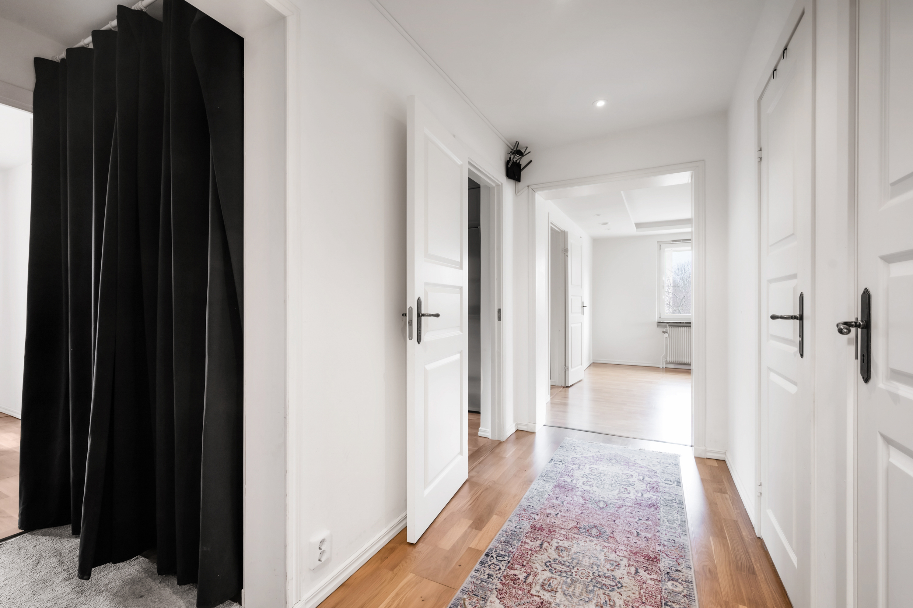 Bostadsbild från Brommavägen 4, Till salu i Vireberg, Solna