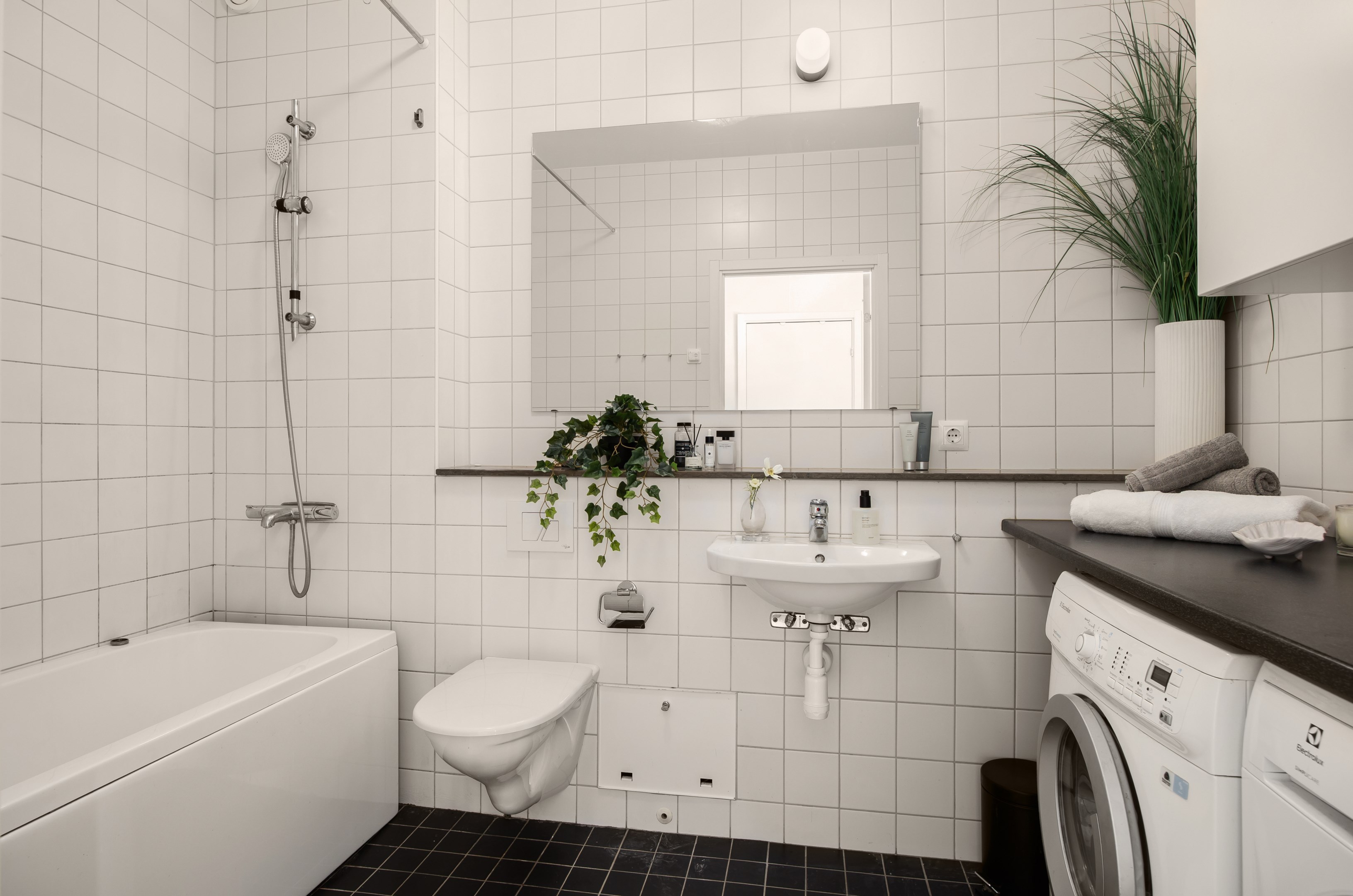 Bostadsbild från Gamla Tyresövägen 351D, Till salu i Enskede, Stockholm