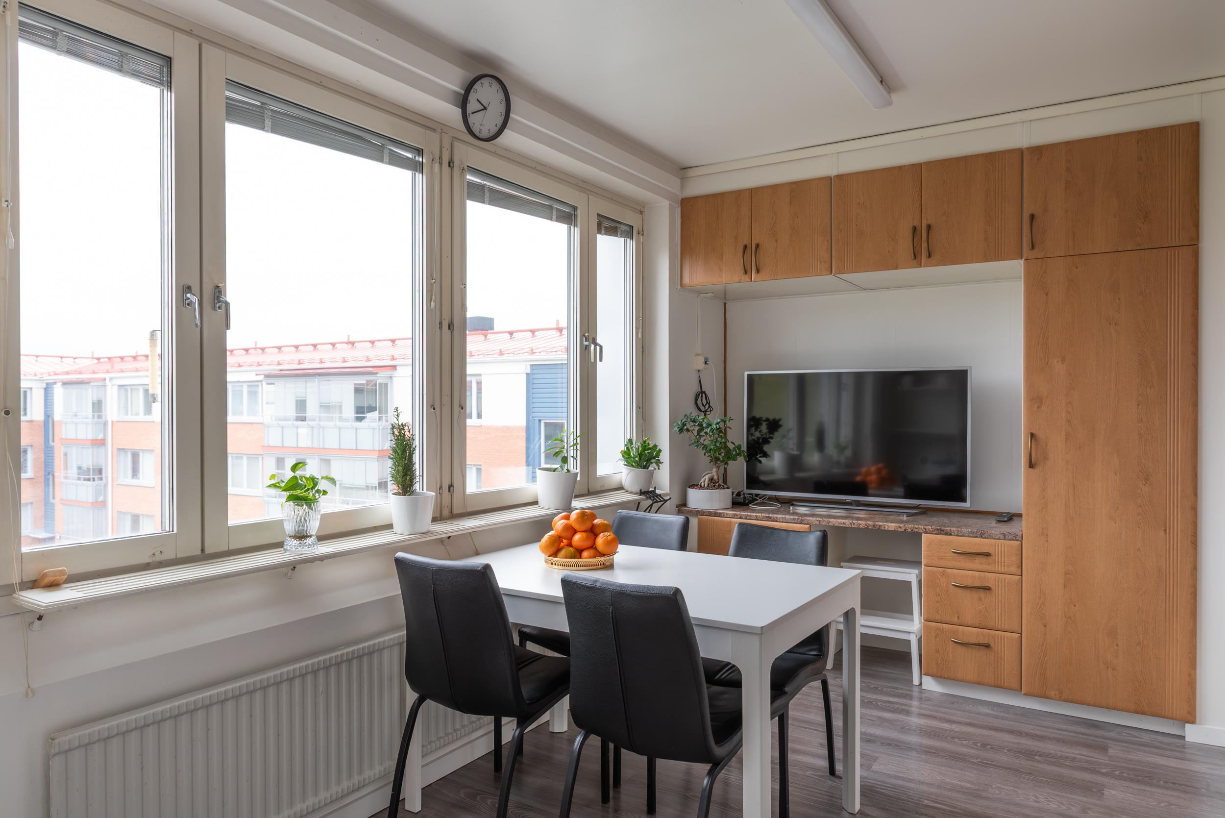 Bostadsbild från Lövhagsgatan 49, Till salu i Råby, Västerås