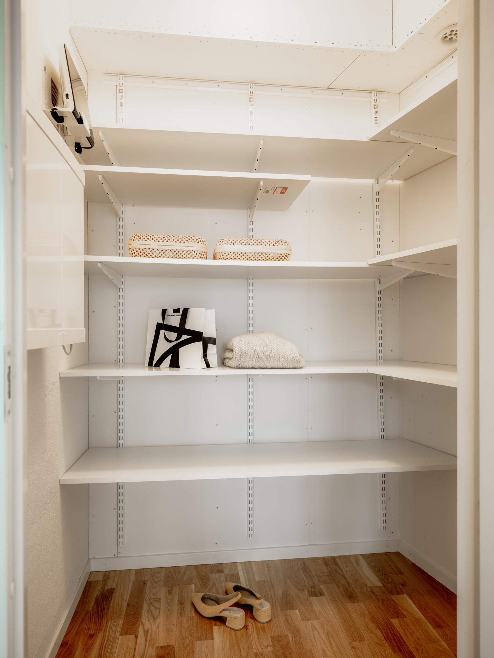 Bostadsbild från Gamla Södertäljevägen 6, 5 tr, Kommande i Fruängen, Stockholm