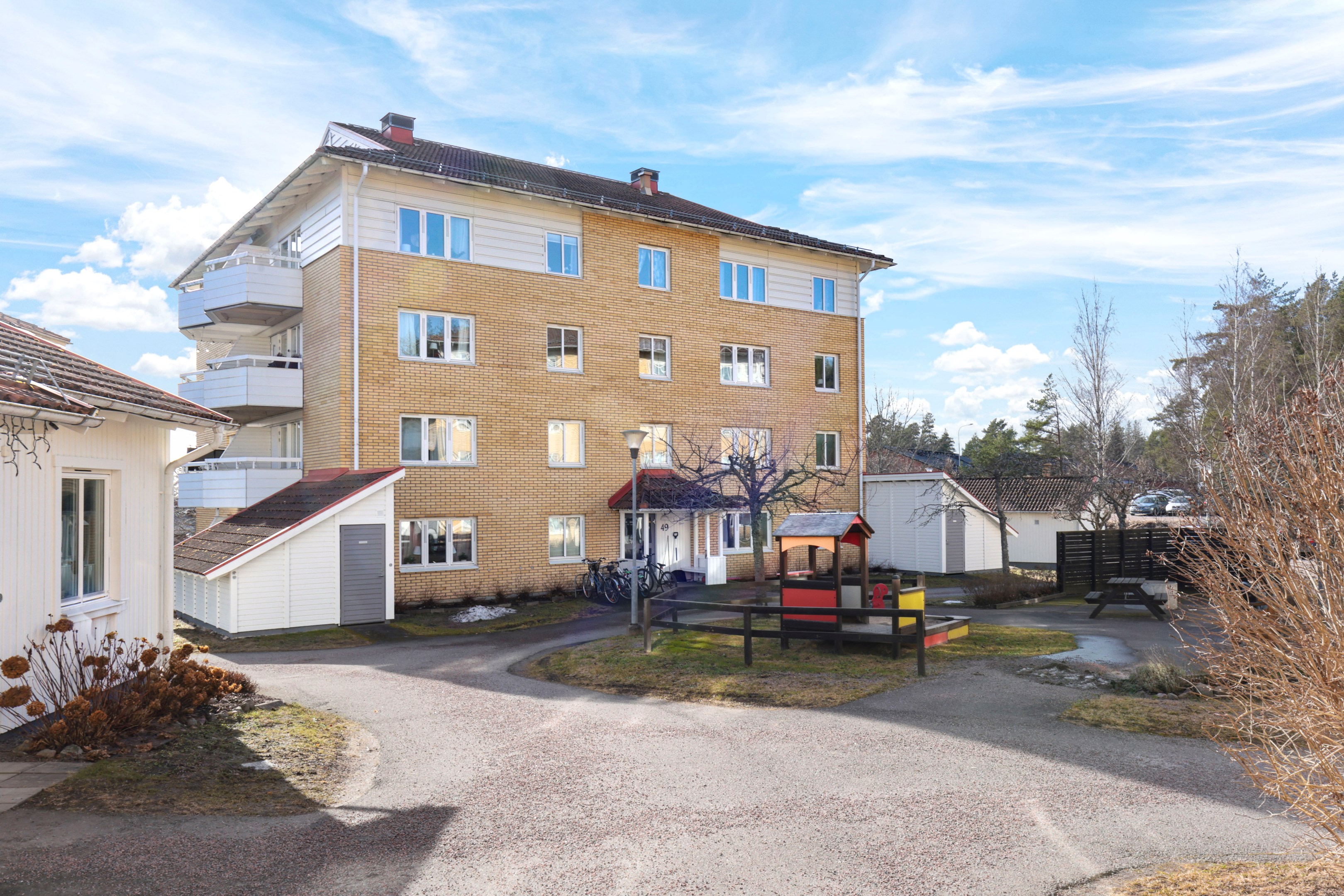 Bostadsbild från Albertinas väg 49, Såld i Alunda, Östhammar