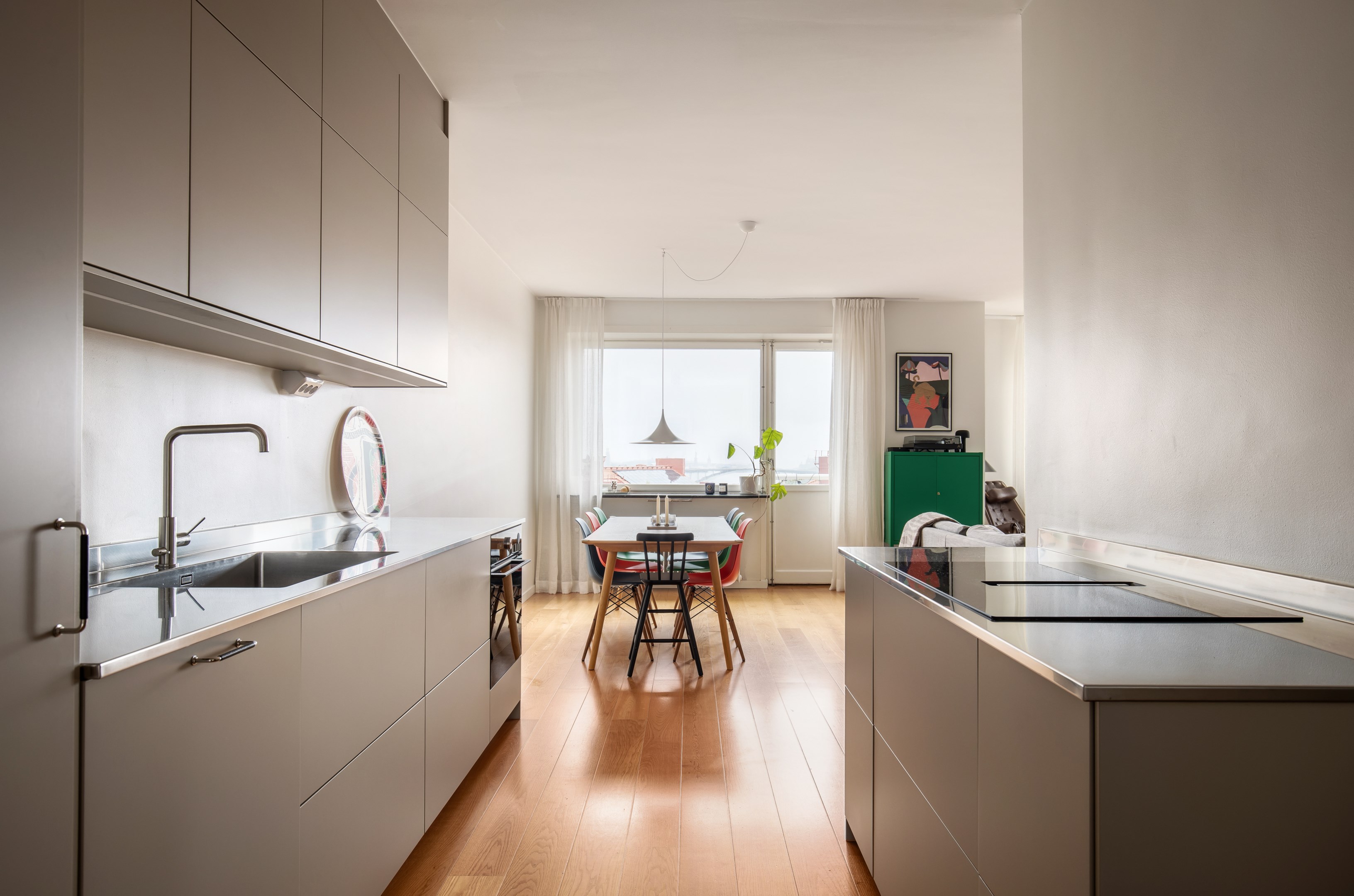 Bostadsbild från Strålgatan 8, Till salu i Lilla Essingen, Stockholm