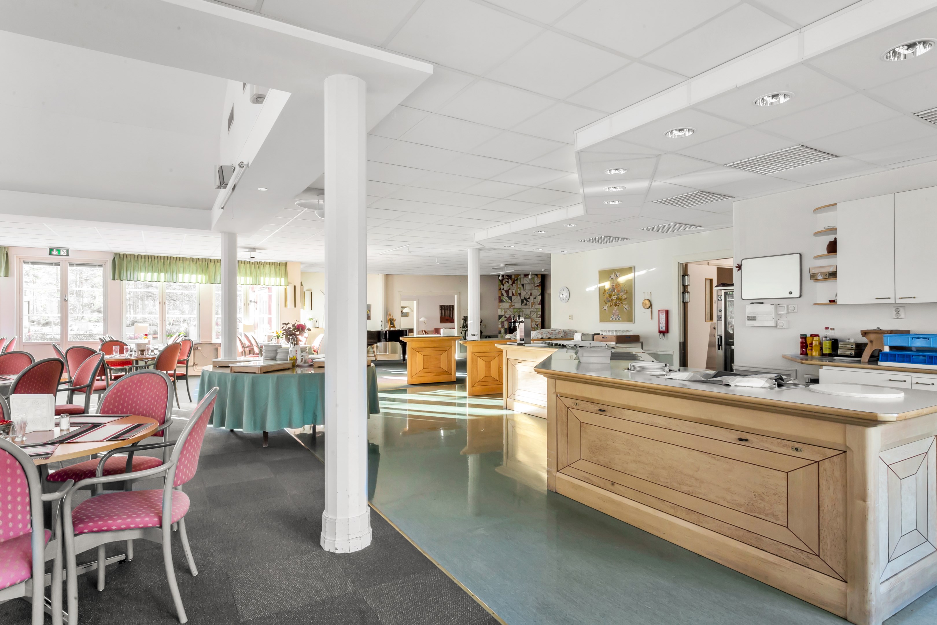 Bostadsbild från Stenbrohultsvägen 107, Till salu i Sävja, Uppsala