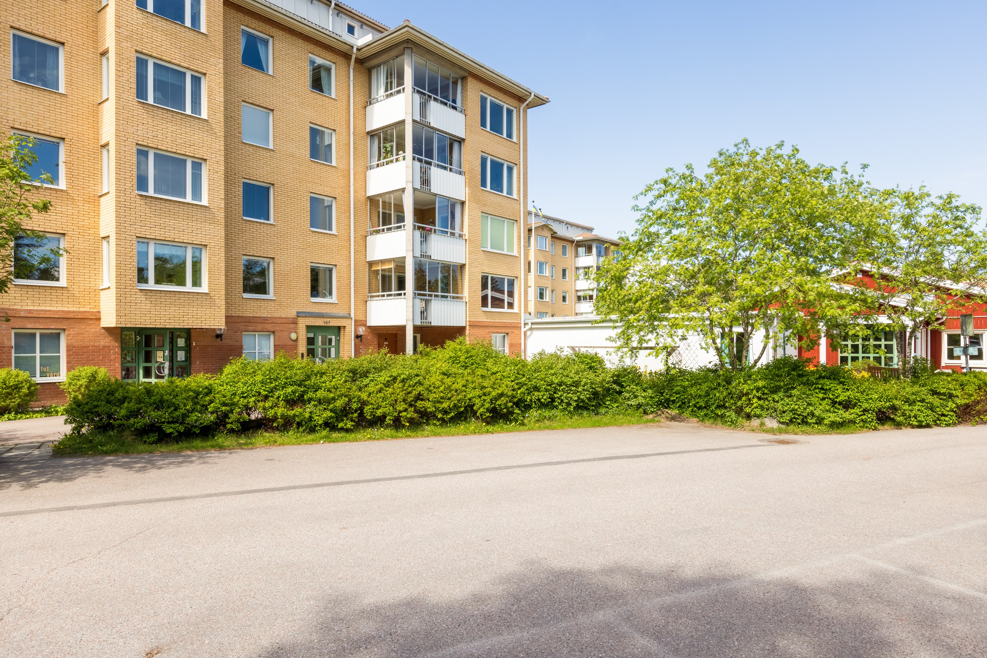Bostadsbild från Stenbrohultsvägen 107, Till salu i Sävja, Uppsala