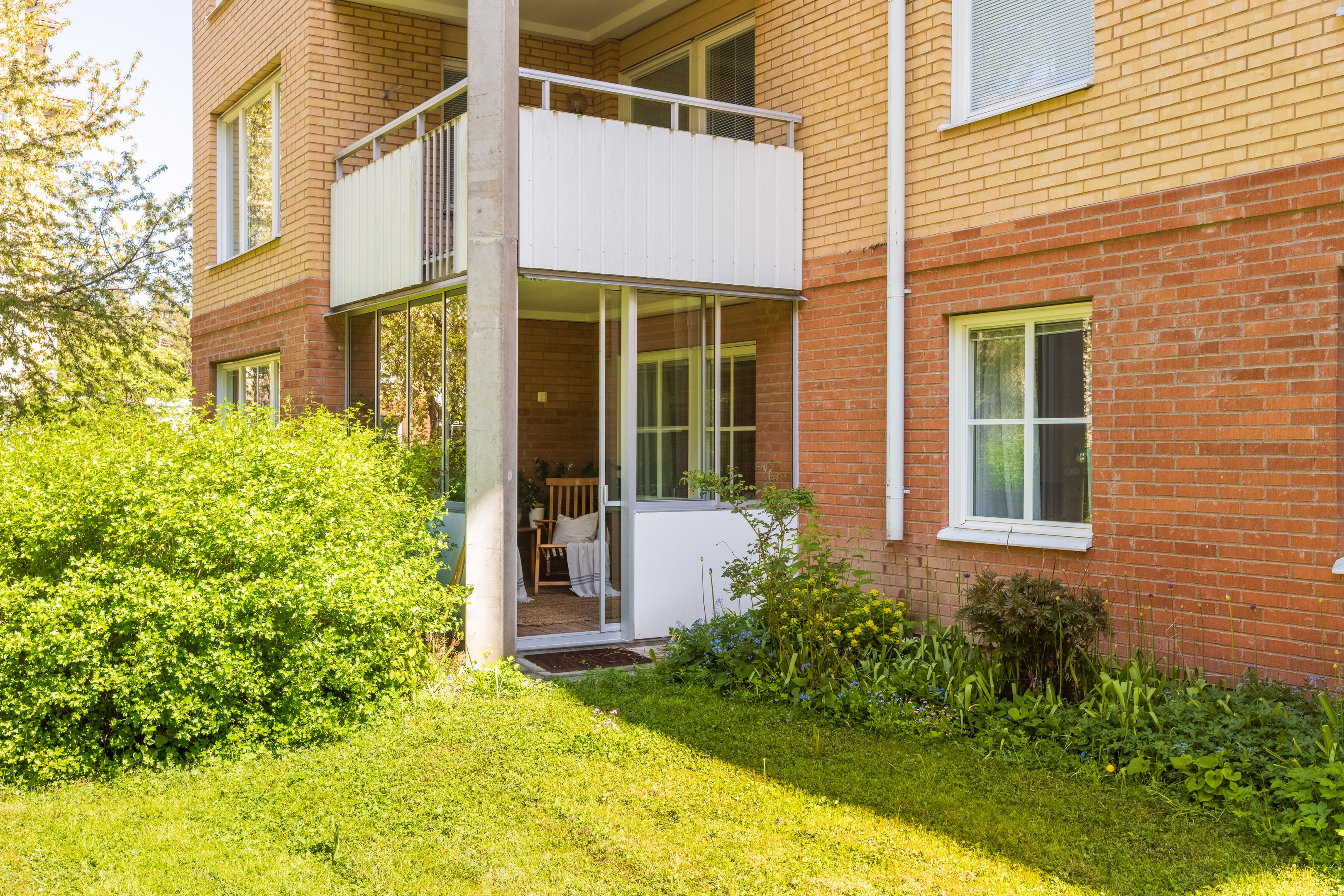 Bostadsbild från Stenbrohultsvägen 107, Till salu i Sävja, Uppsala