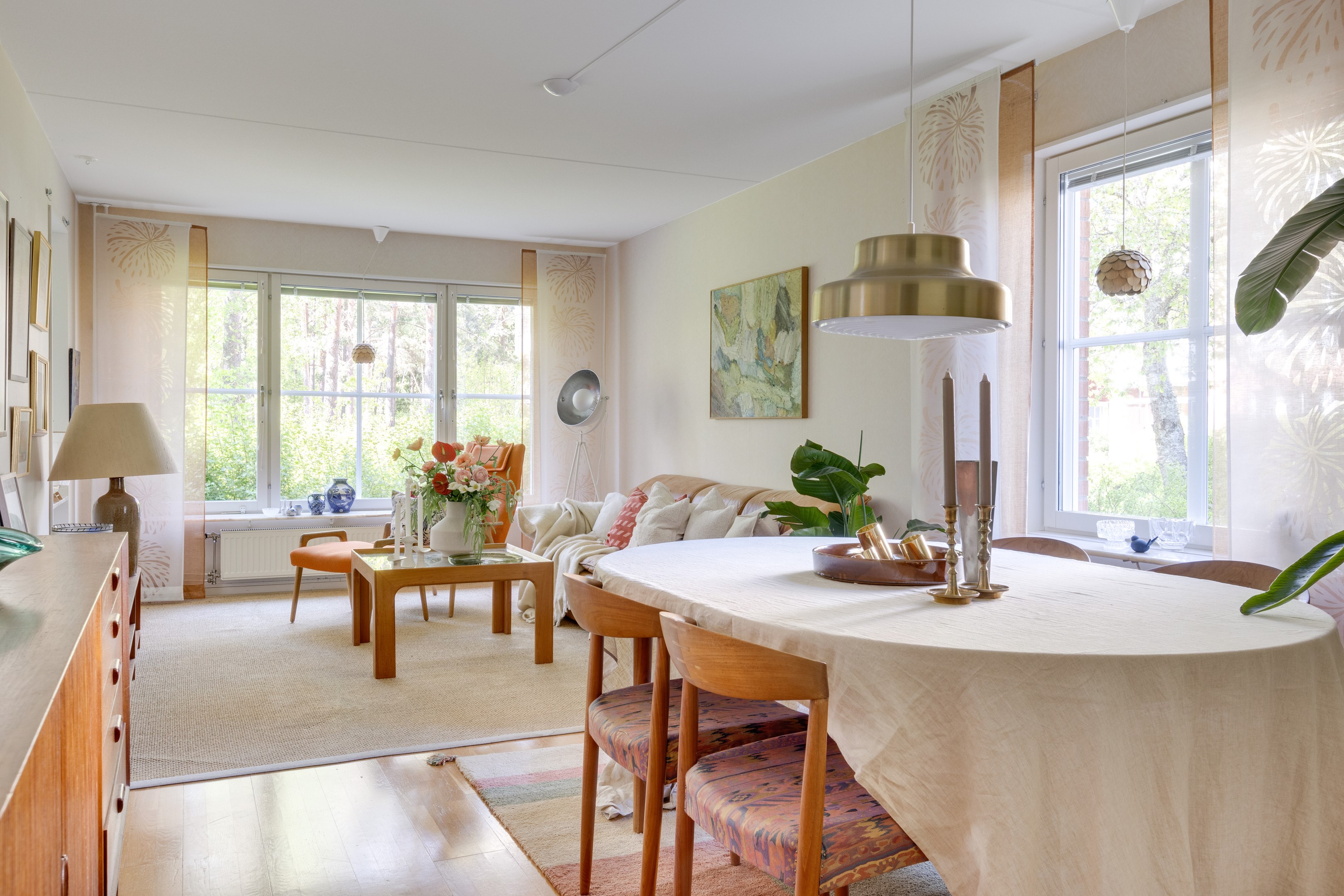 Bostadsbild från Stenbrohultsvägen 107, Till salu i Sävja, Uppsala