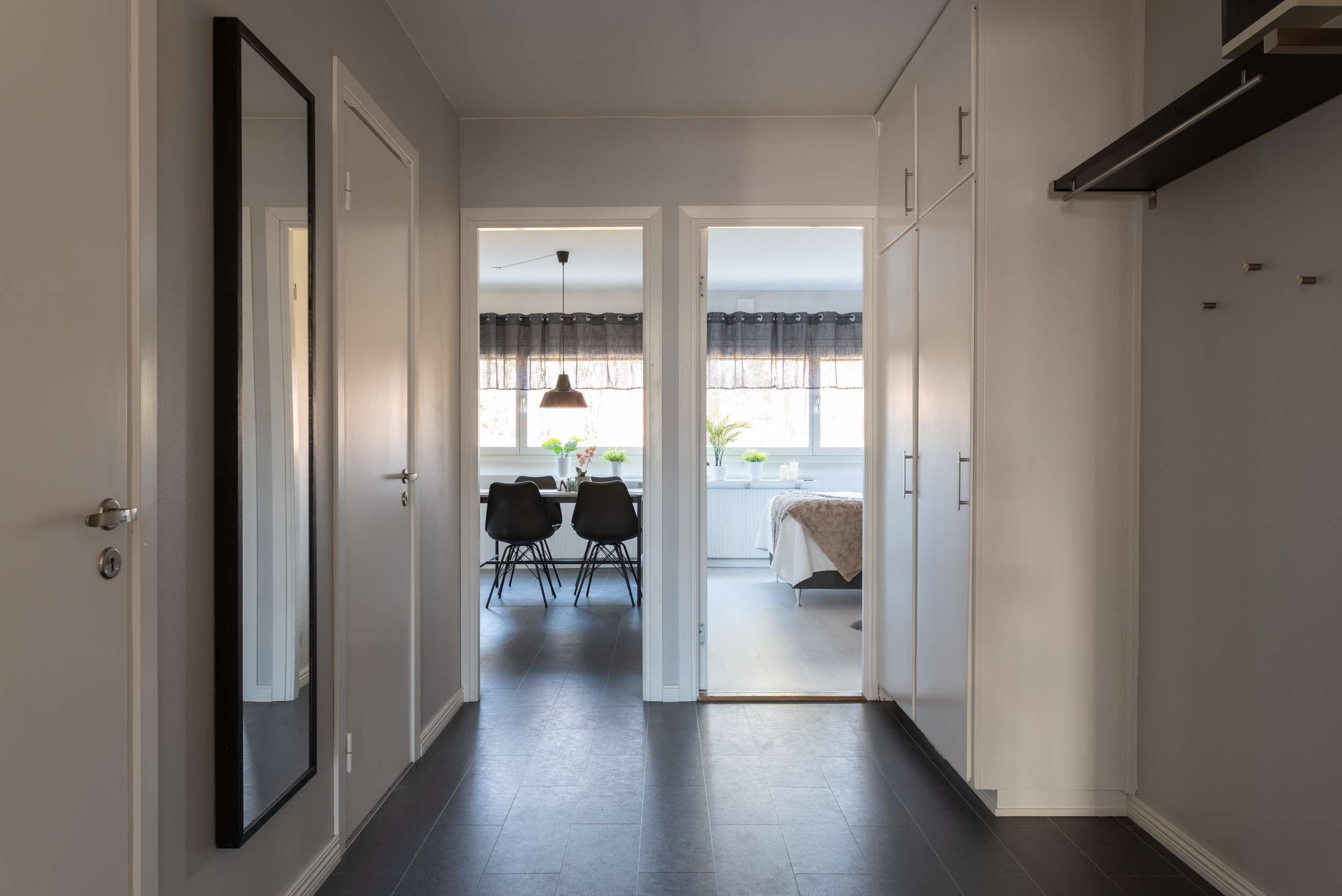 Bostadsbild från Norra Skjutbanegatan 18B, Till salu i Haga, Västerås