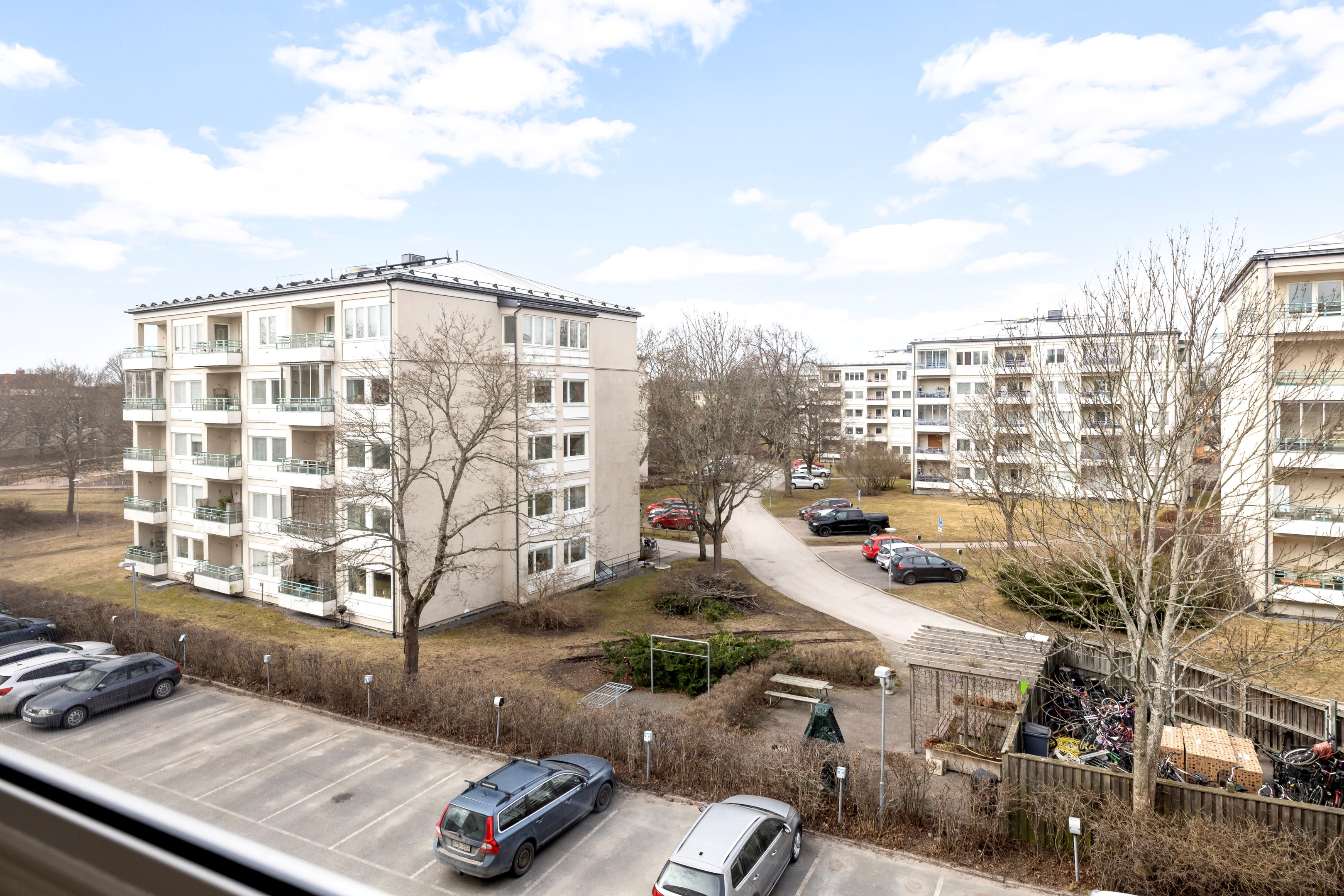 Bostadsbild från Gröna gatan 23E, Till salu i Salabacke, Uppsala