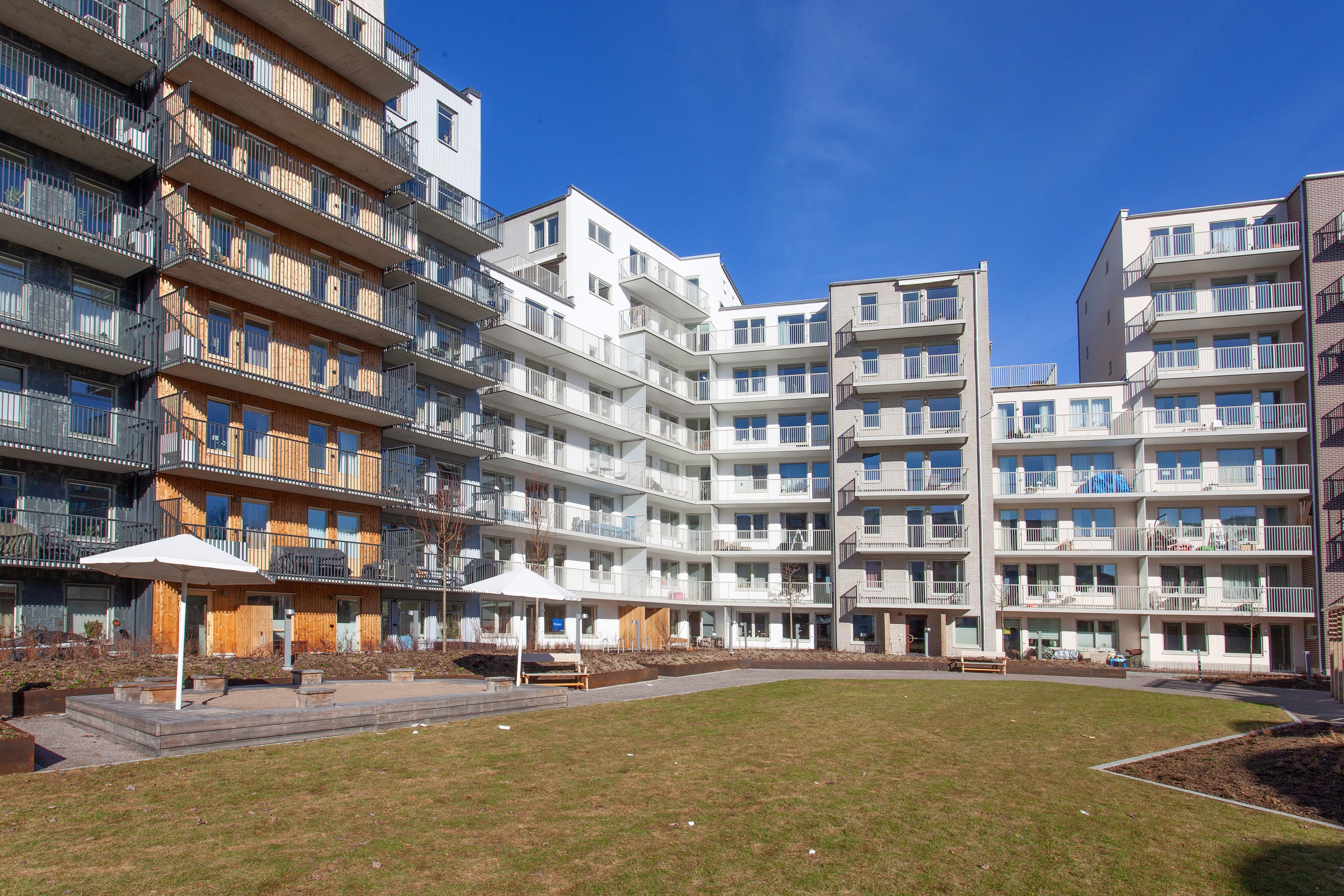 Bostadsbild från Gamla Norrtäljevägen 128, Till salu i Roslags Näsby, Täby