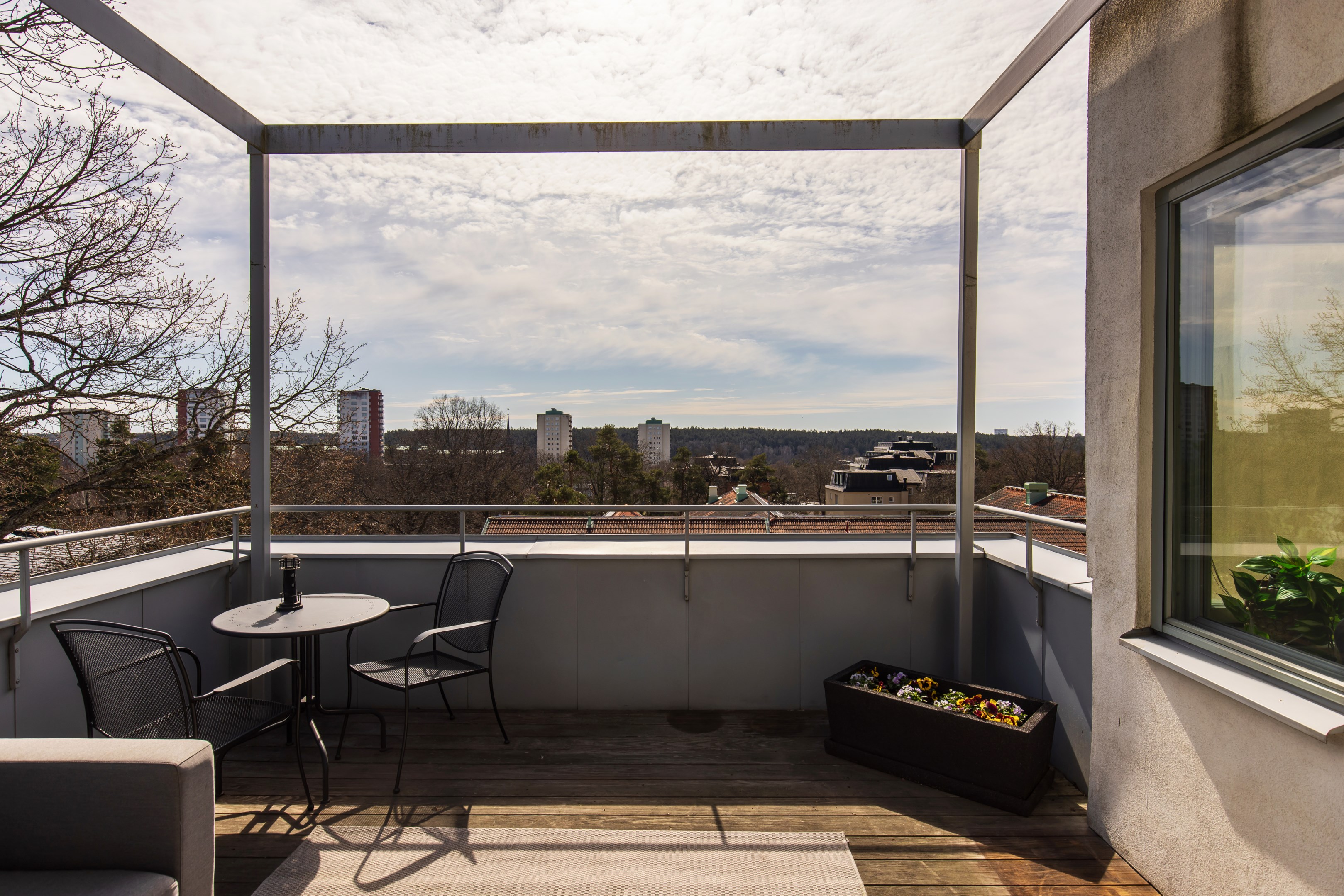 Bostadsbild från Tallidsvägen 2, 4/4tr, Till salu i Finntorp, Nacka