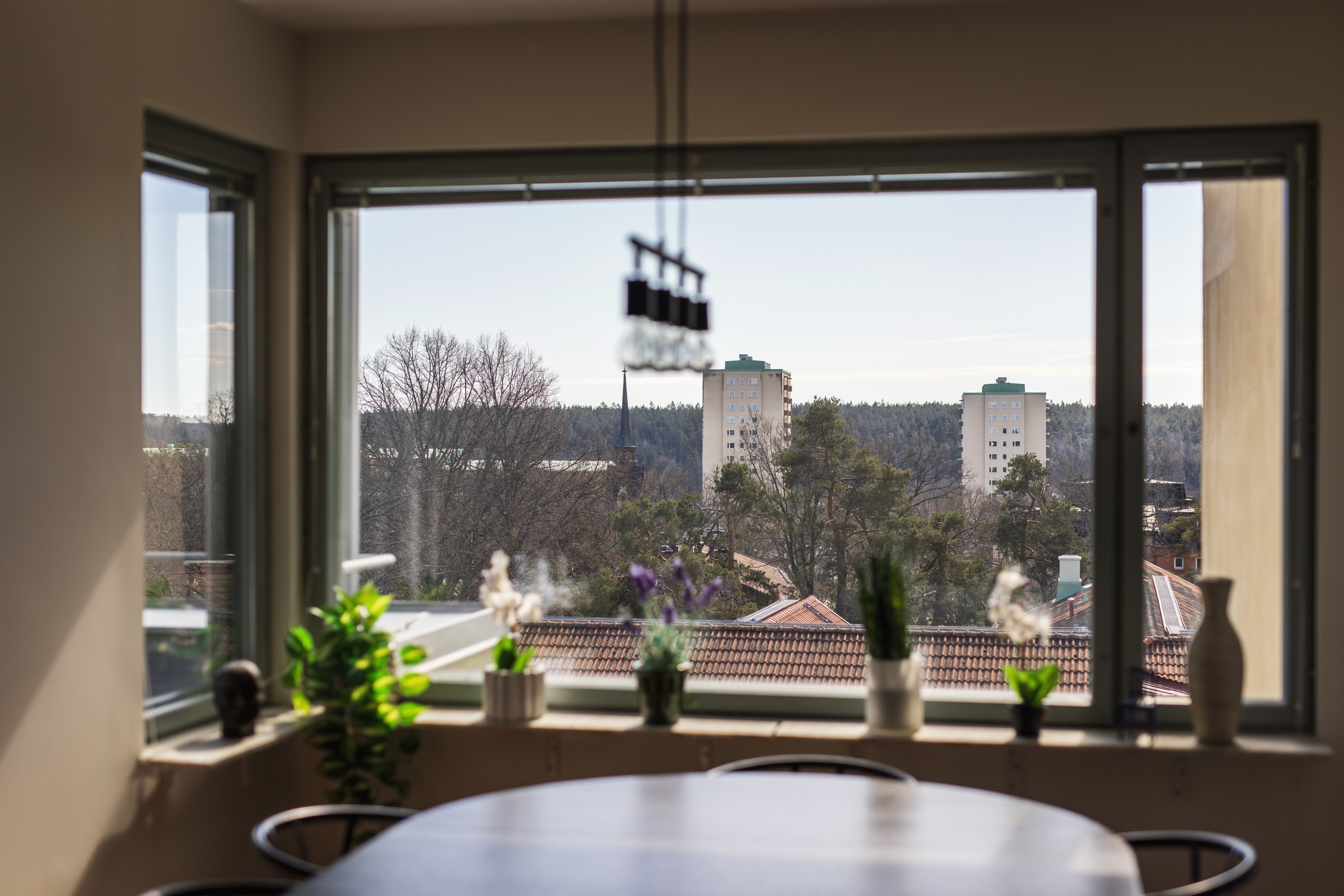 Bostadsbild från Tallidsvägen 2, 4/4tr, Till salu i Finntorp, Nacka