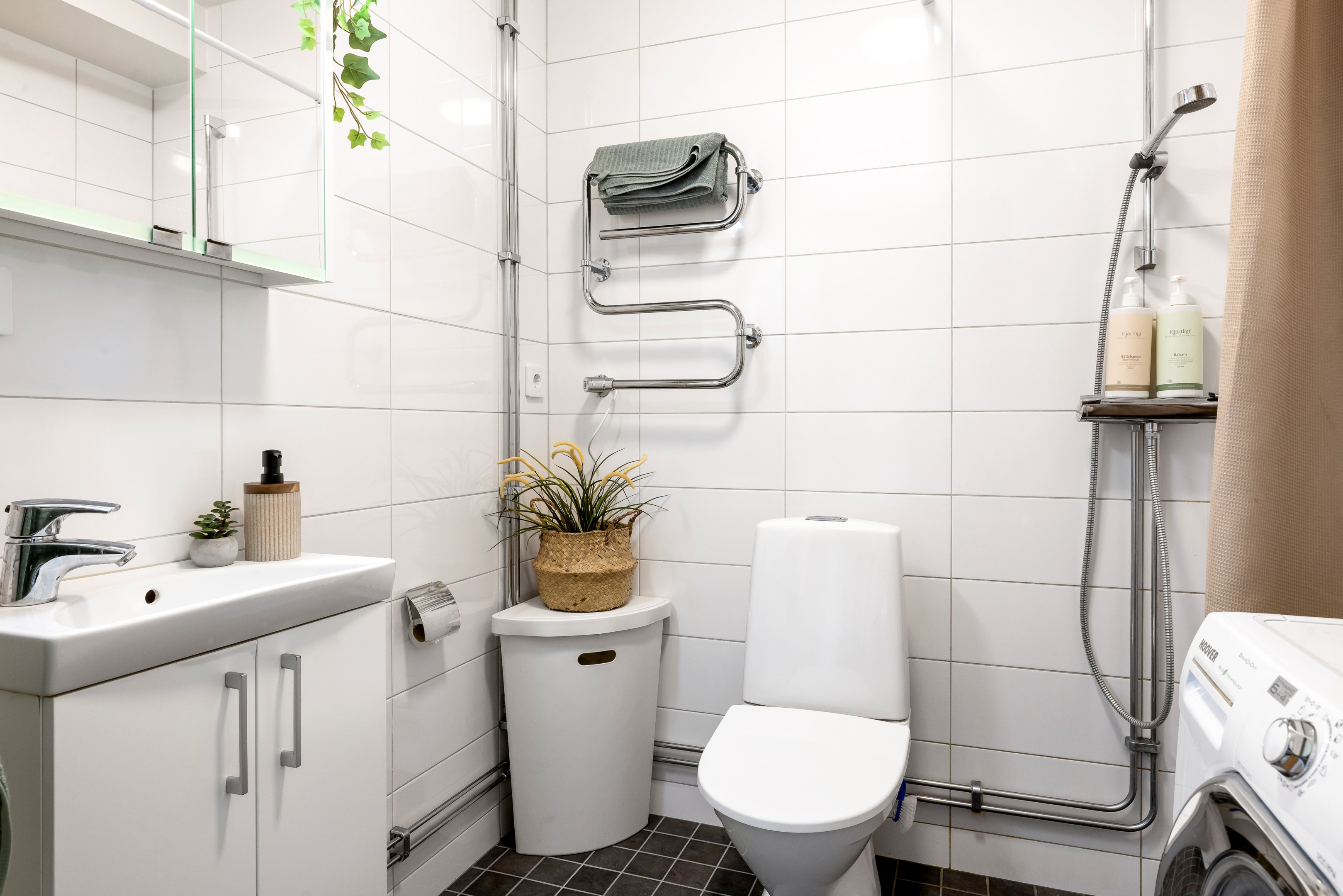 Bostadsbild från Tullgarnsgatan 3, Till salu i Kungsängen, Uppsala