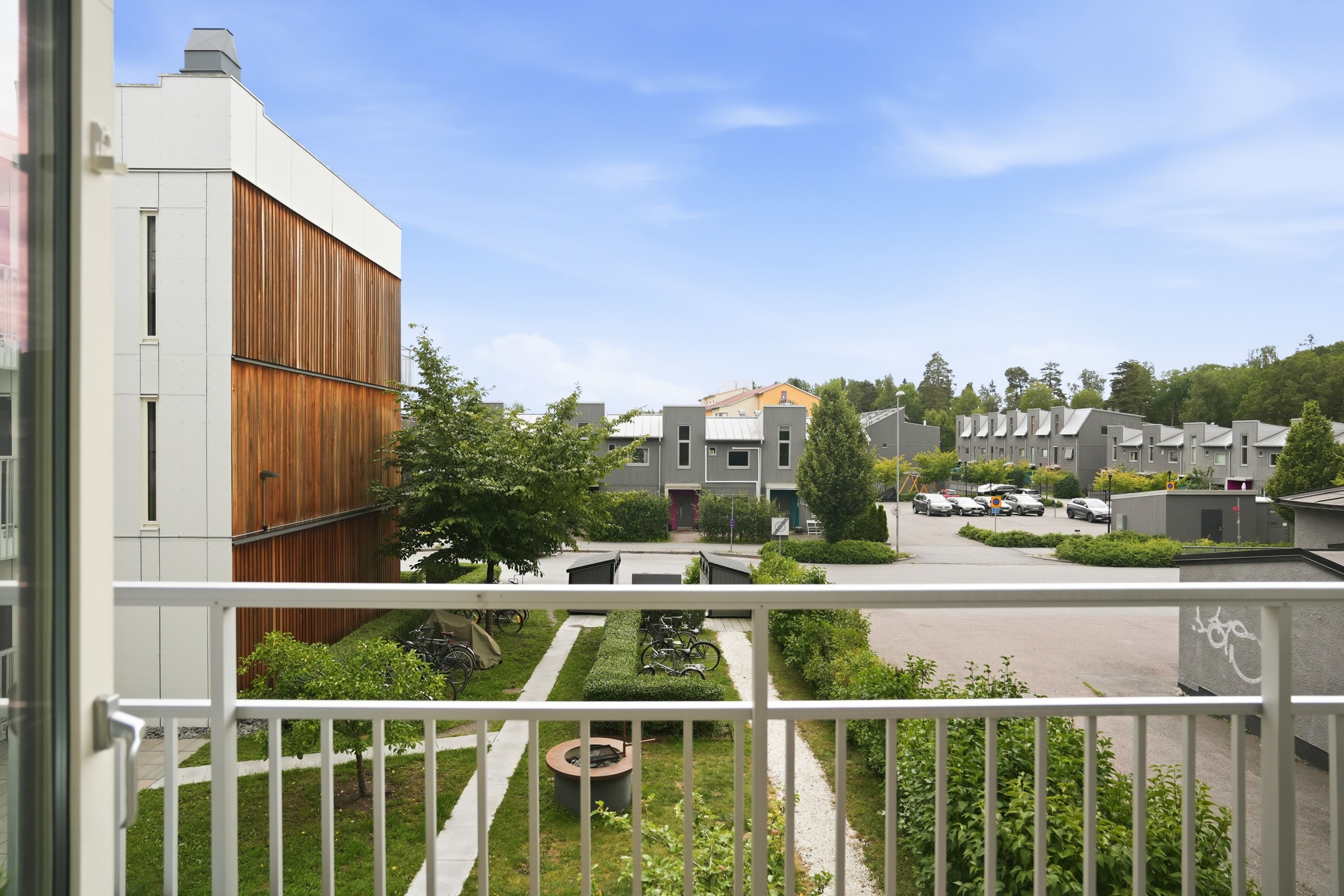 Bostadsbild från Bernadottestigen 1B, Såld i Valsätra, Uppsala