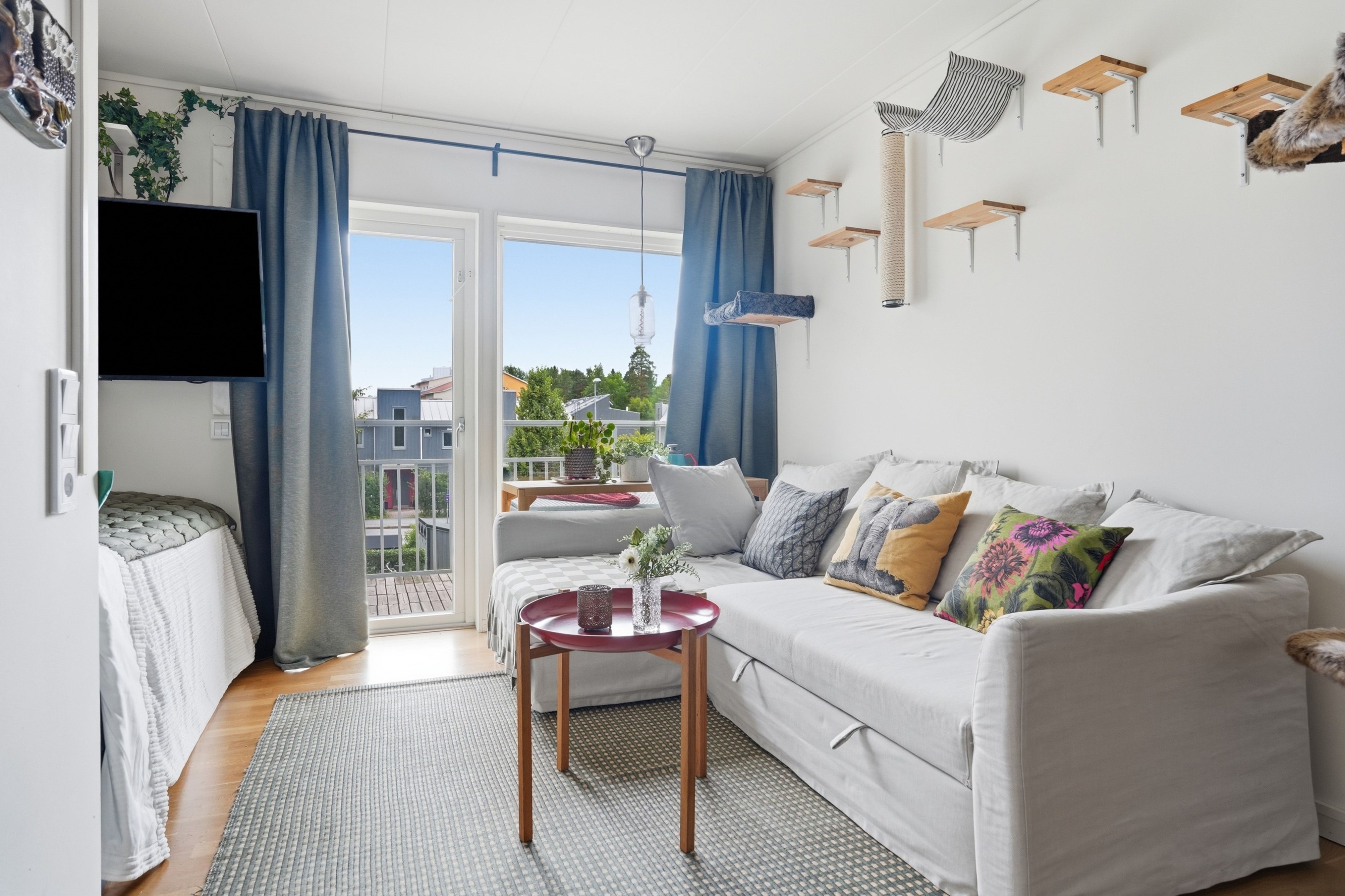 Bostadsbild från Bernadottestigen 1B, Såld i Valsätra, Uppsala