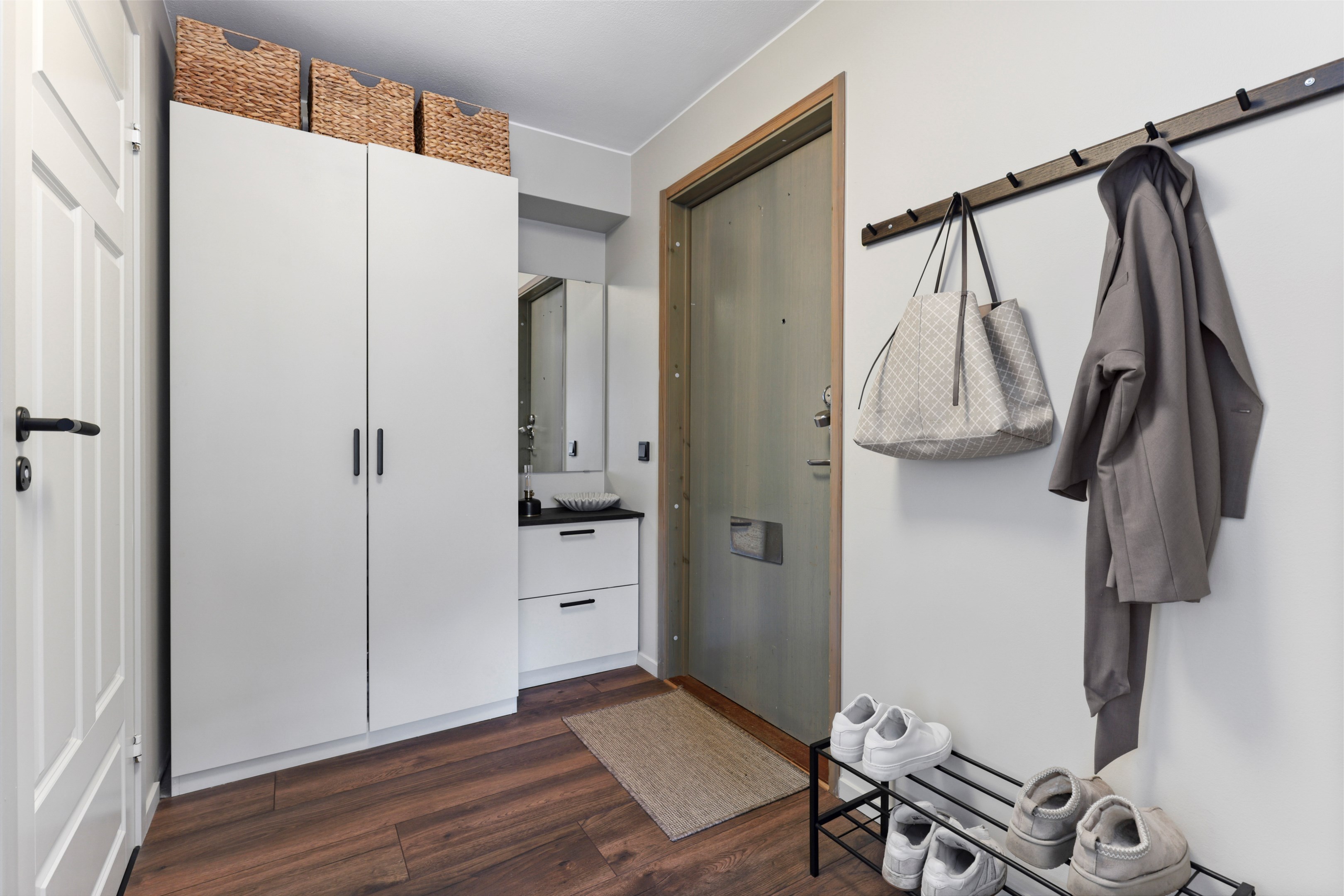 Bostadsbild från Albertinas väg 51, Kommande i Alunda, Östhammar