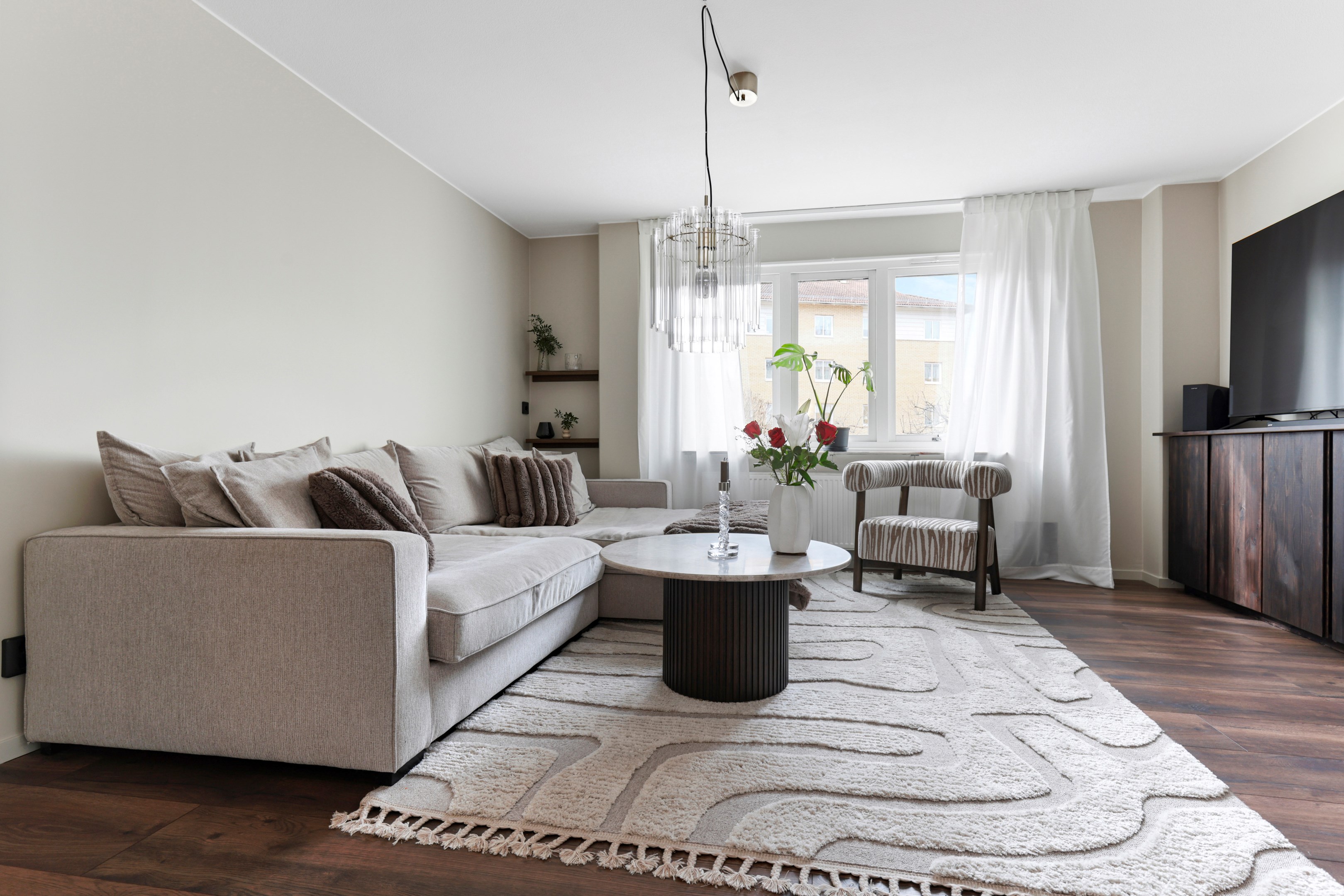 Bostadsbild från Albertinas väg 51, Kommande i Alunda, Östhammar