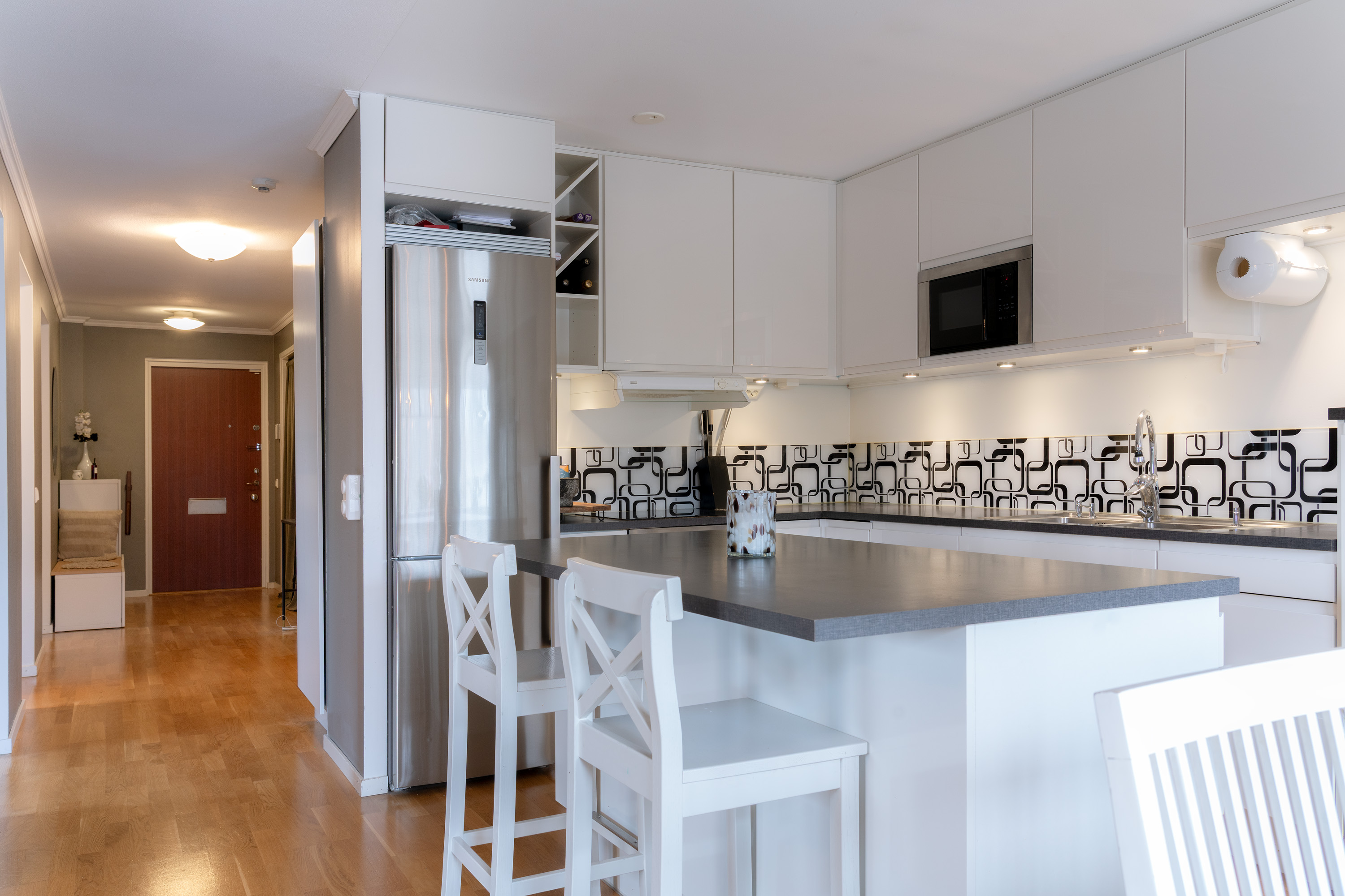 Bostadsbild från Solskensvägen 19, Till salu i Östra Tullingeberg, Botkyrka