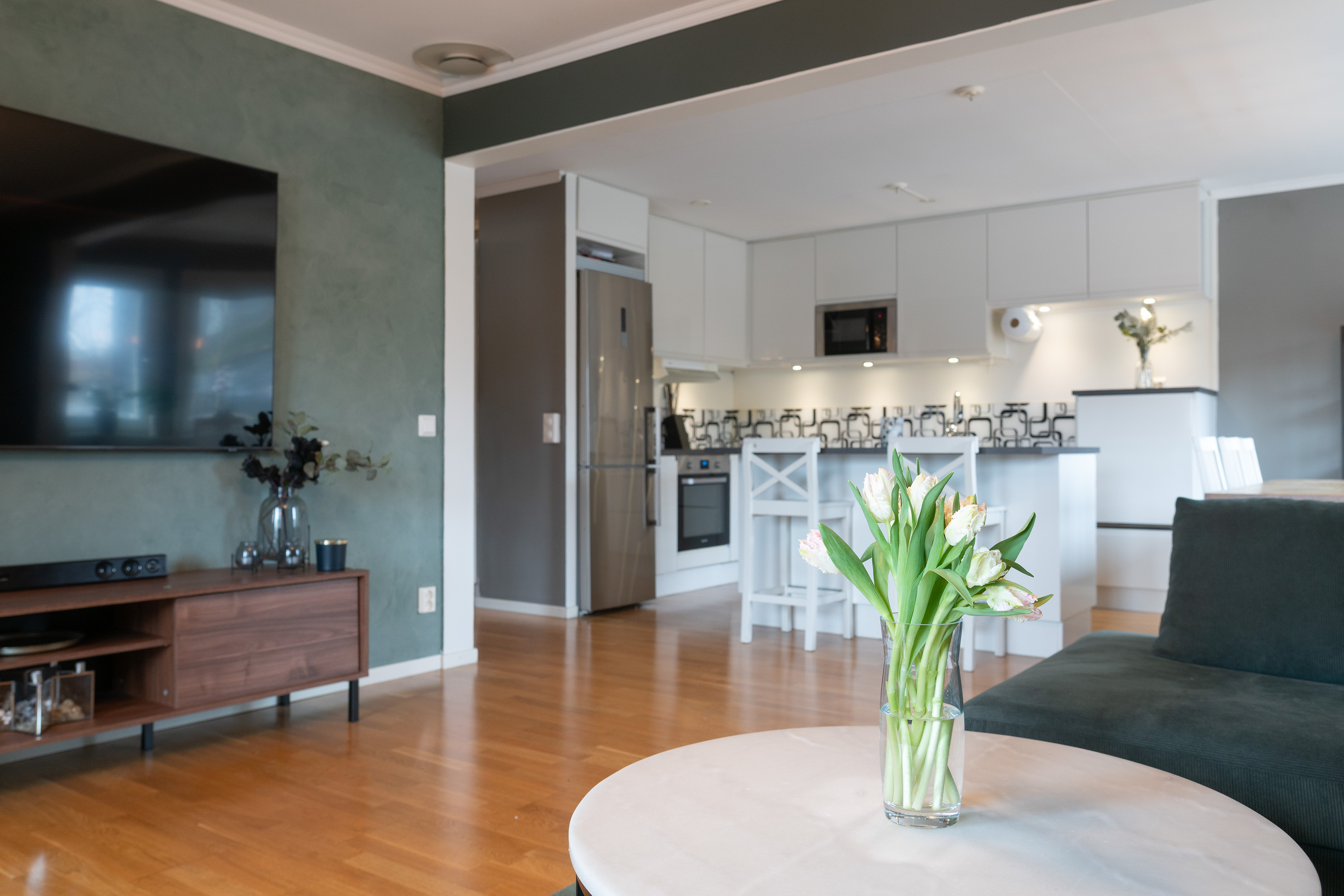 Bostadsbild från Solskensvägen 19, Till salu i Östra Tullingeberg, Botkyrka