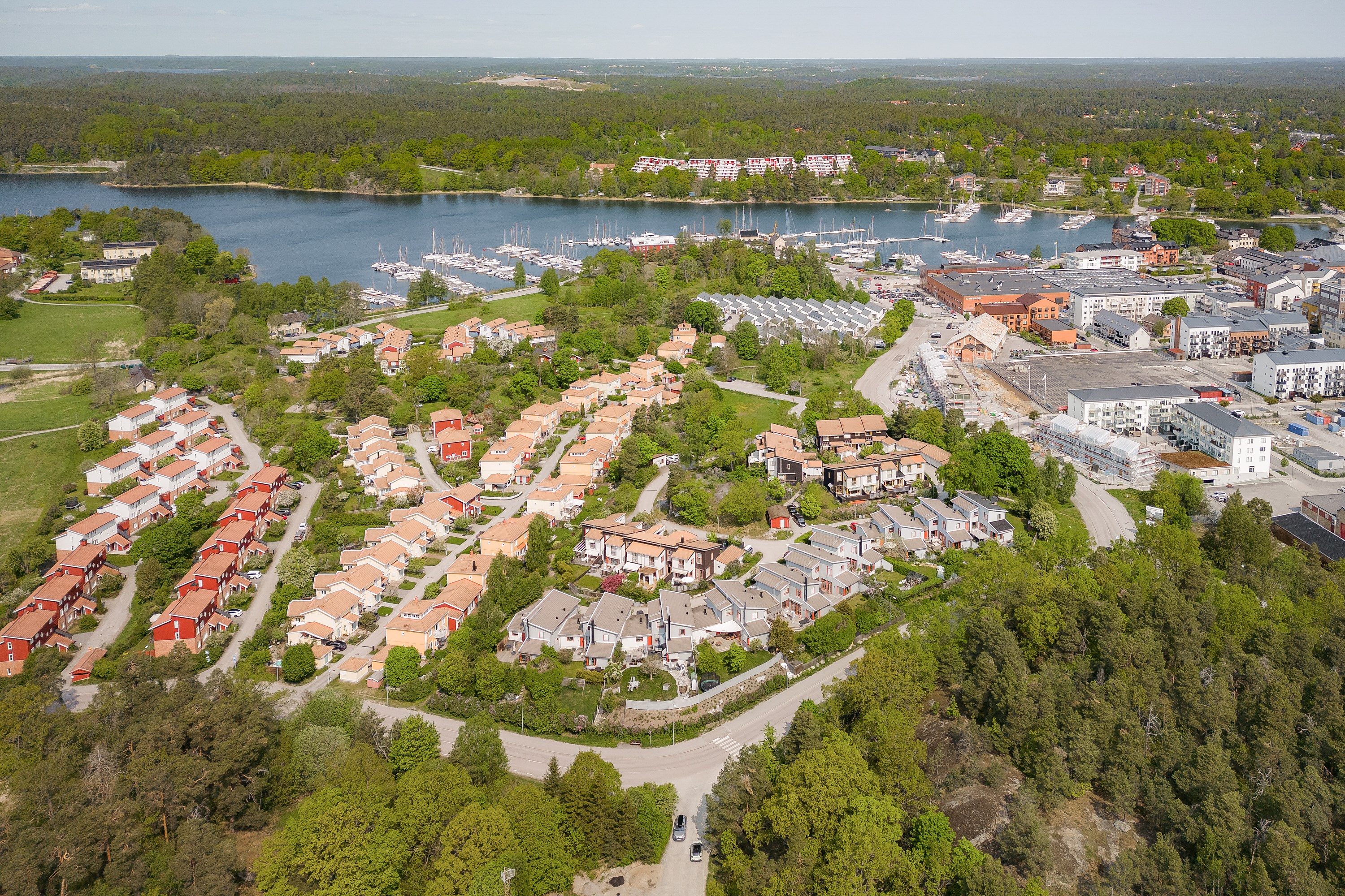 Bostadsbild från Öhmans väg 45, Såld i Gustavsberg - Farsta Slottsvik, Värmdö