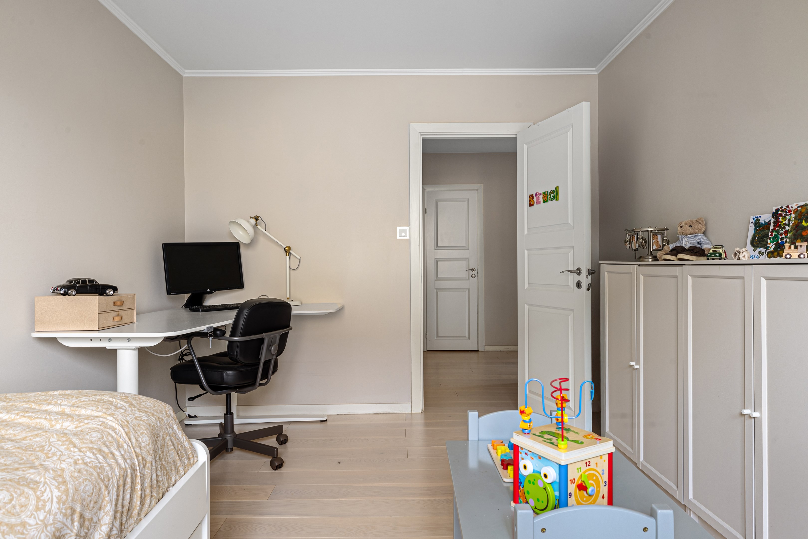 Bostadsbild från Råsundavägen 68, Till salu i Råsunda, Solna