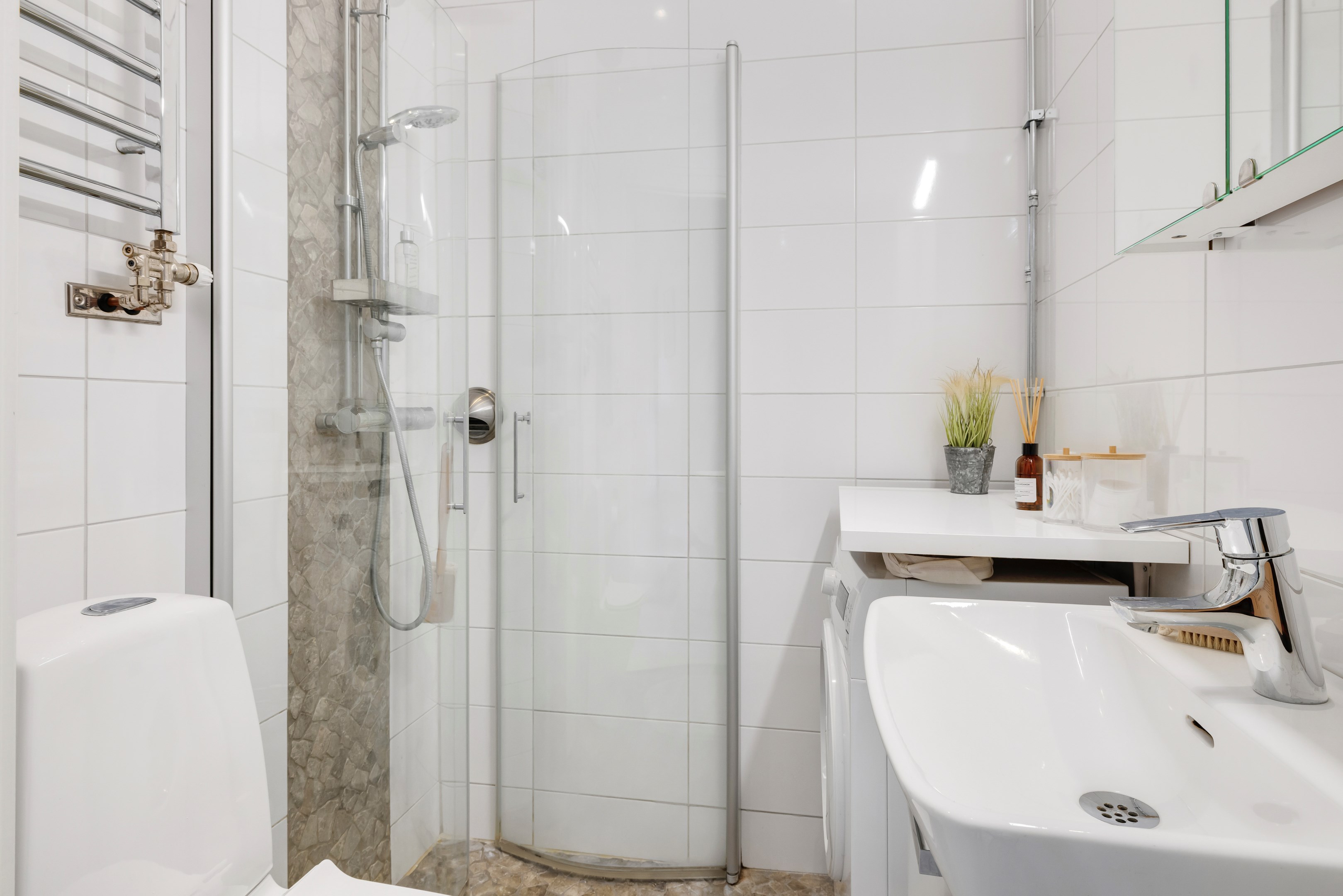 Bostadsbild från Svartbäcksgatan 103B, Såld i Svartbäcken, Uppsala