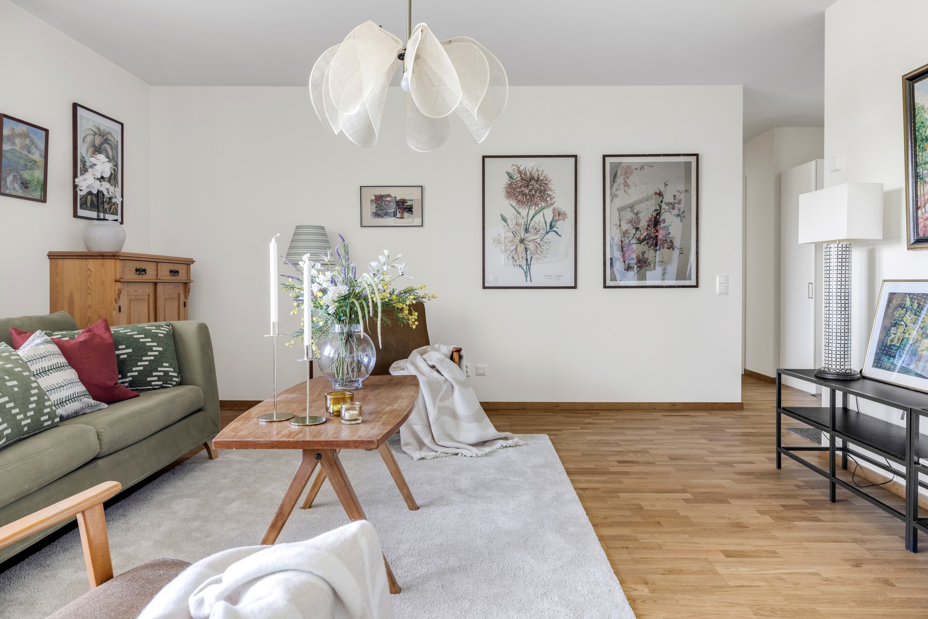 Bostadsbild från Råbyvägen 44, Till salu i Kapellgärdet, Uppsala