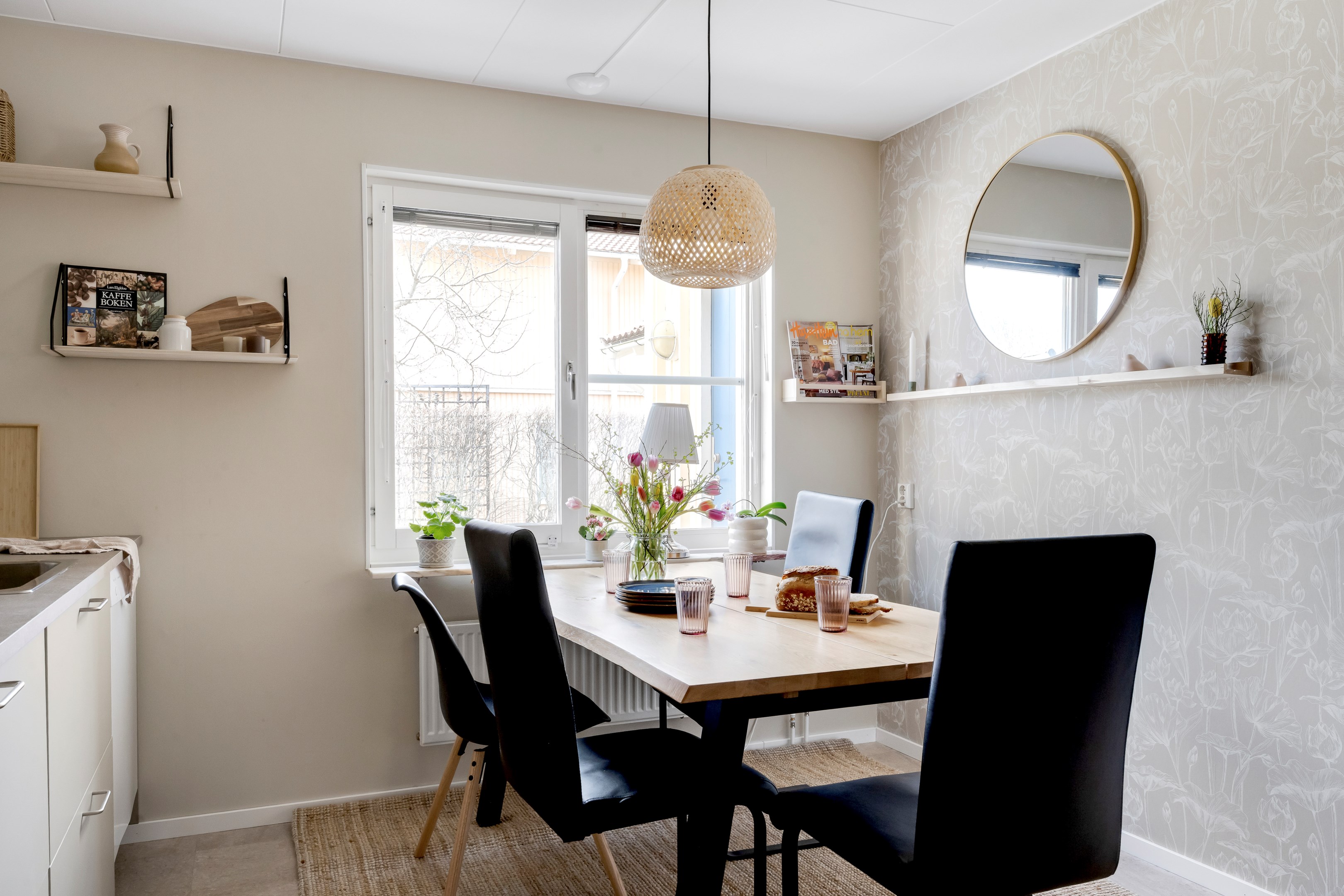Bostadsbild från Stenrösvägen 97, Till salu i Stenhagen, Uppsala