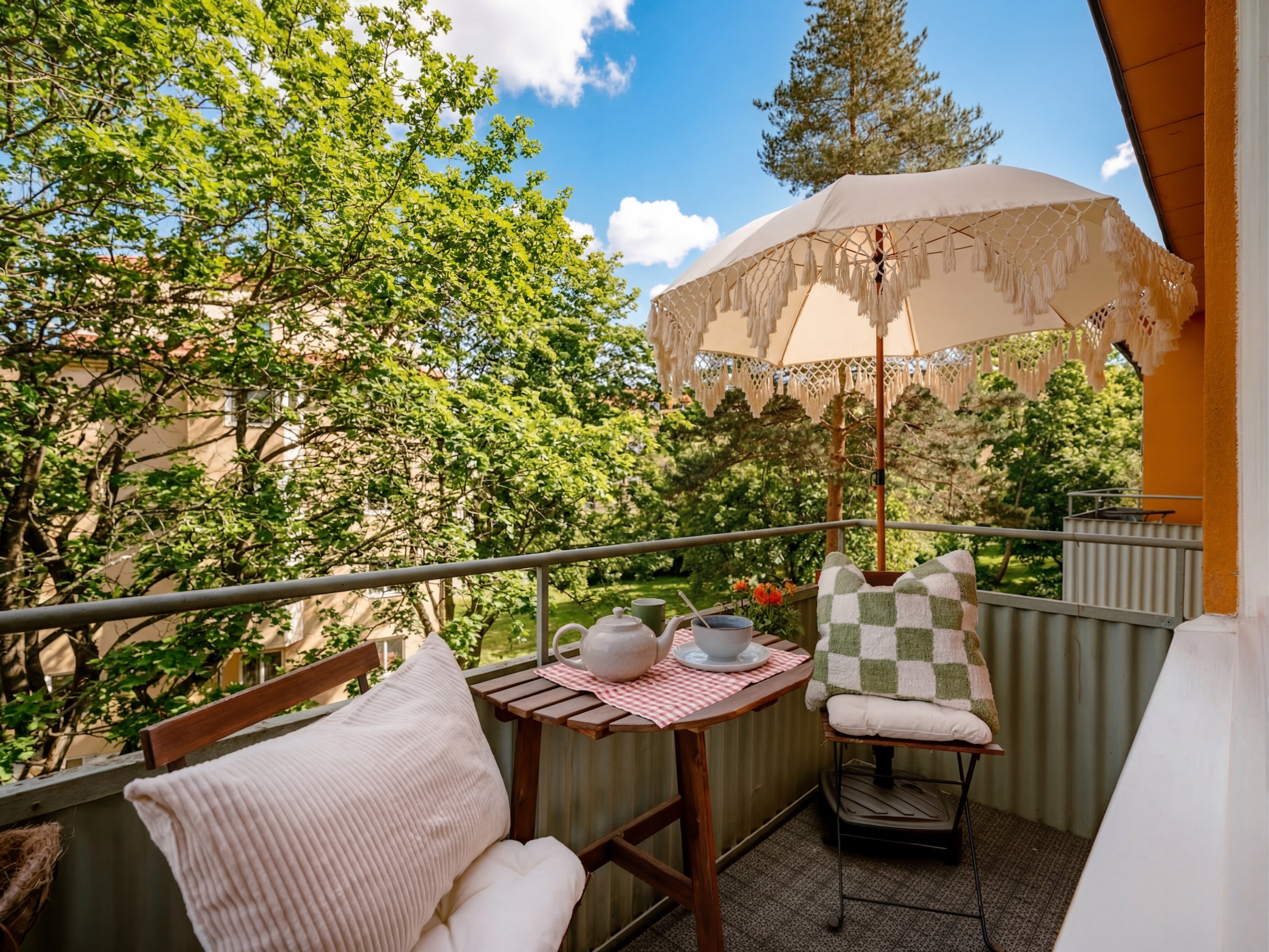 Bostadsbild från Vattenledningsvägen 23, Såld i Midsommarkransen, Stockholm