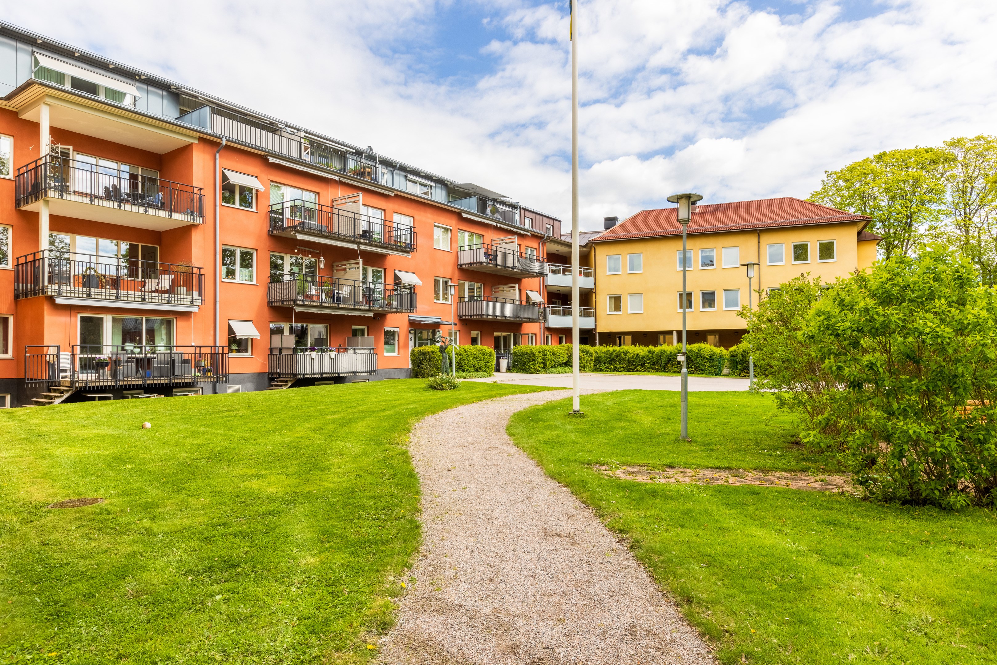 Bostadsbild från Styrbjörnsgatan 9, Till salu i Svartbäcken, Uppsala