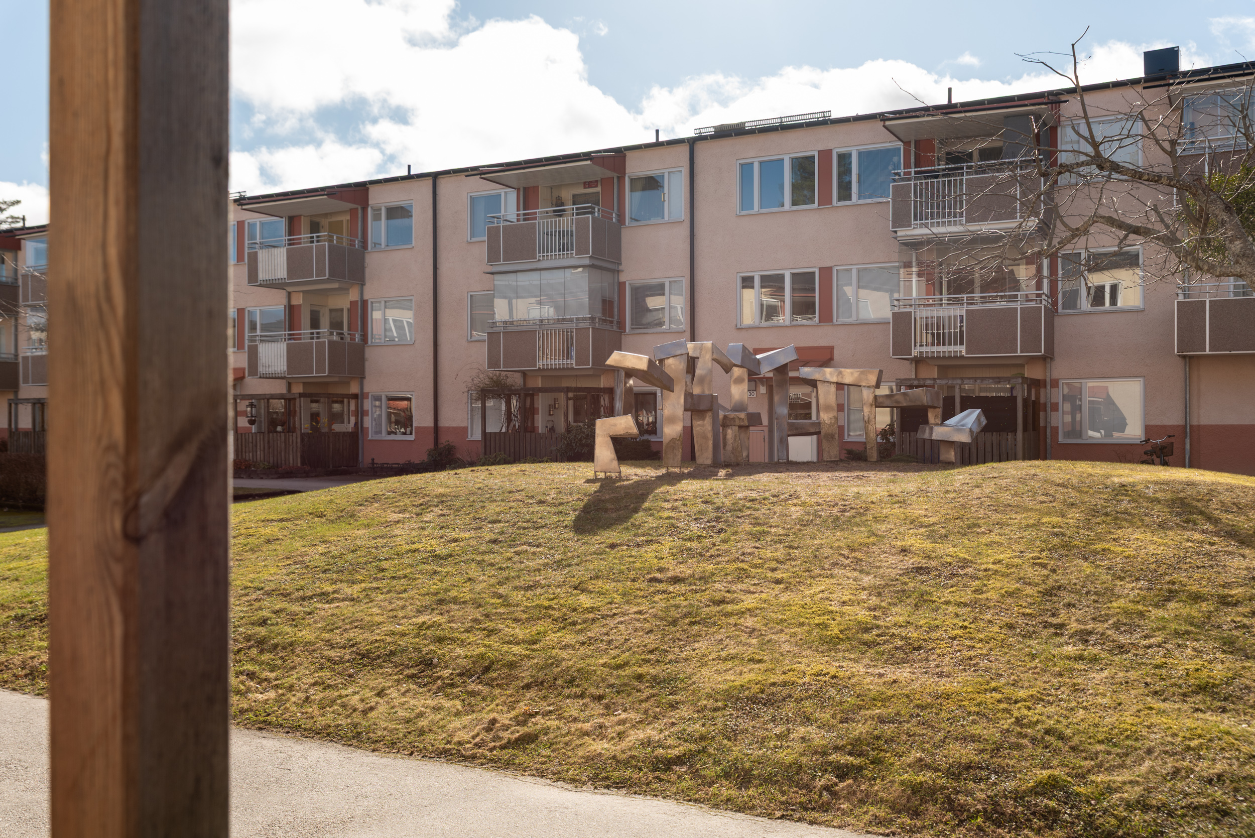 Bostadsbild från Morkullegatan 18, Såld i Råby, Västerås