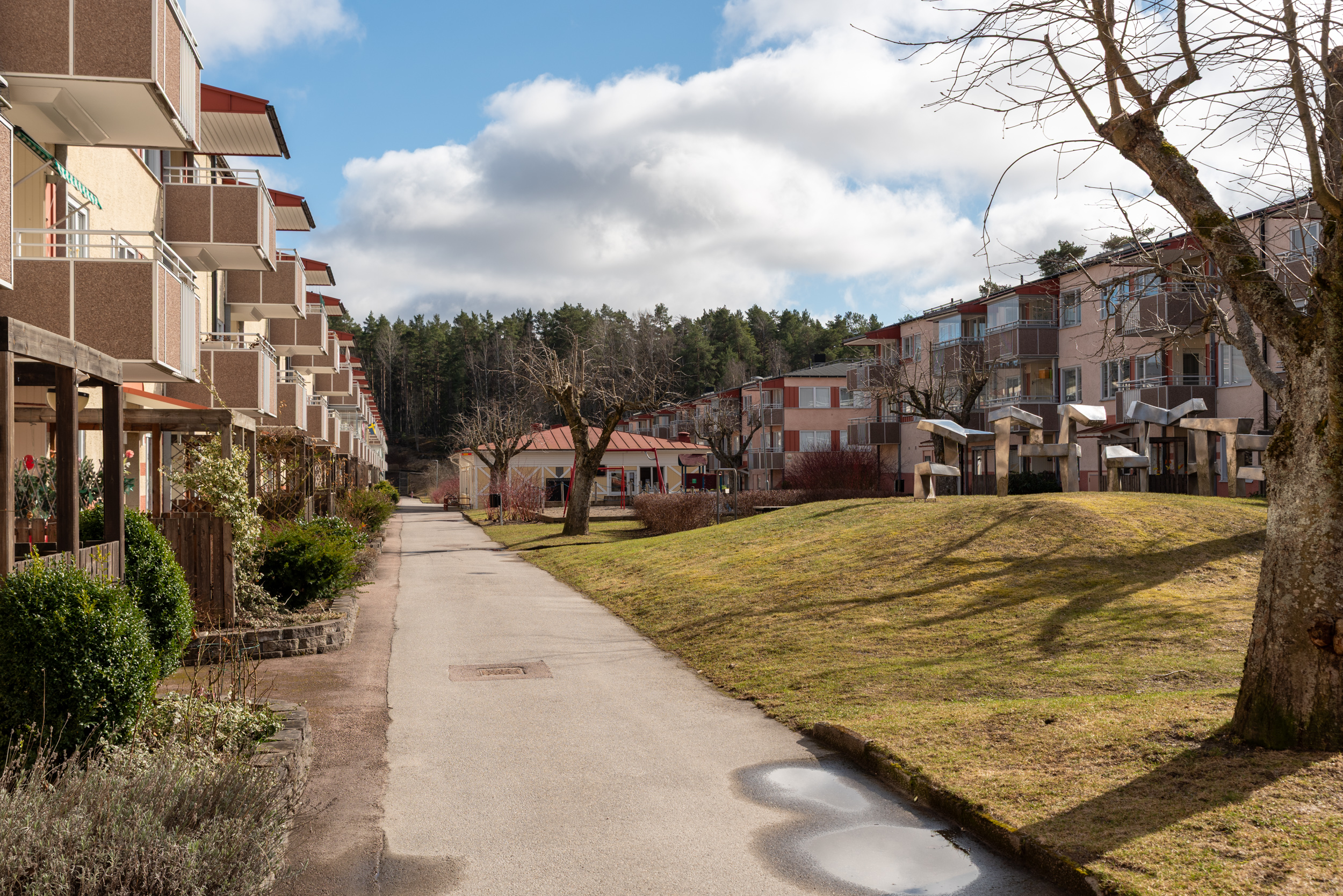 Bostadsbild från Morkullegatan 18, Såld i Råby, Västerås