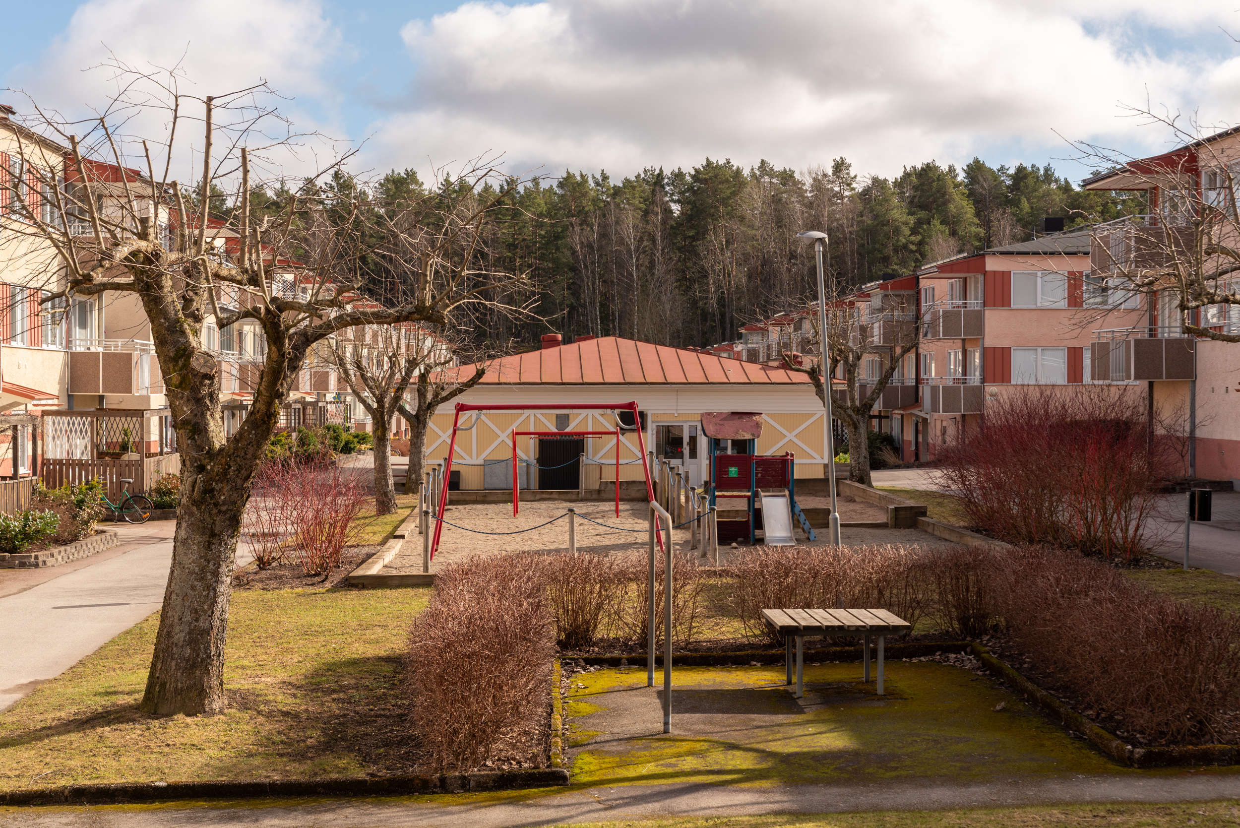 Bostadsbild från Morkullegatan 18, Såld i Råby, Västerås