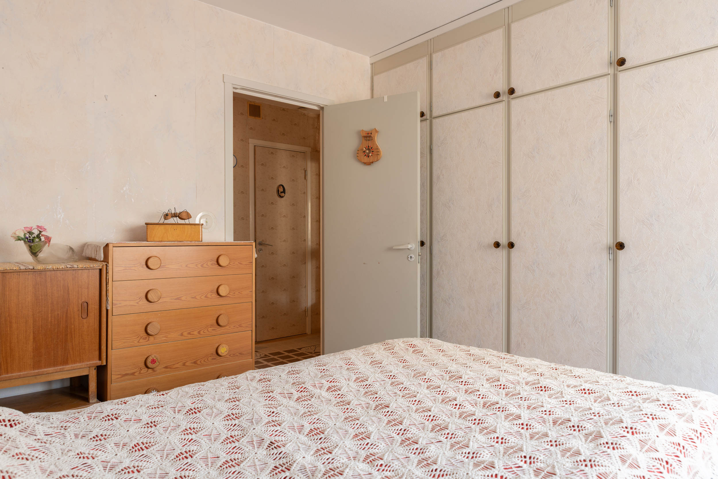 Bostadsbild från Morkullegatan 18, Såld i Råby, Västerås
