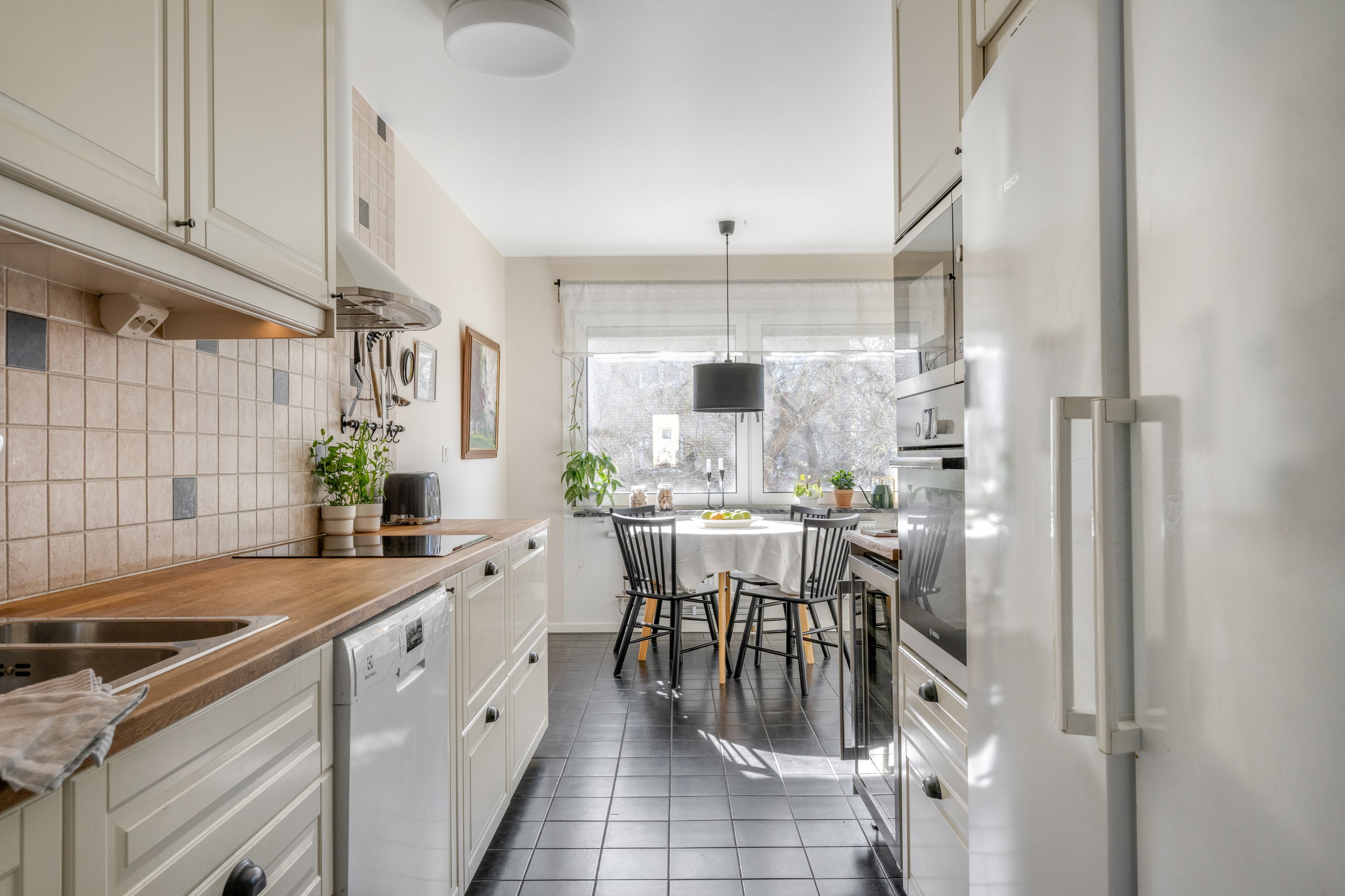 Bostadsbild från Heidenstamsgatan 31, Till salu i Löten, Uppsala