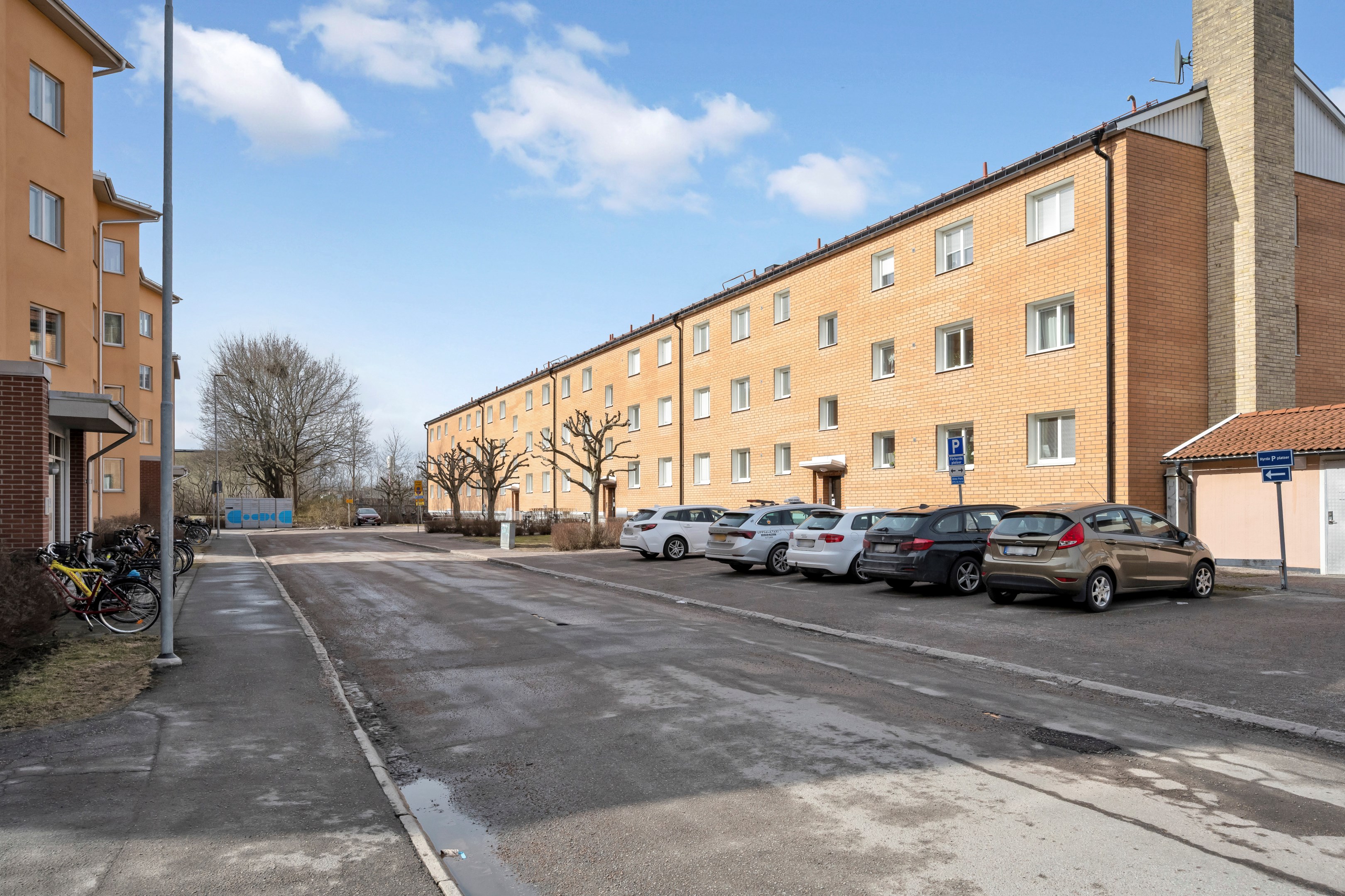 Bostadsbild från Kastanjegatan 7, Till salu i Salabacke, Uppsala