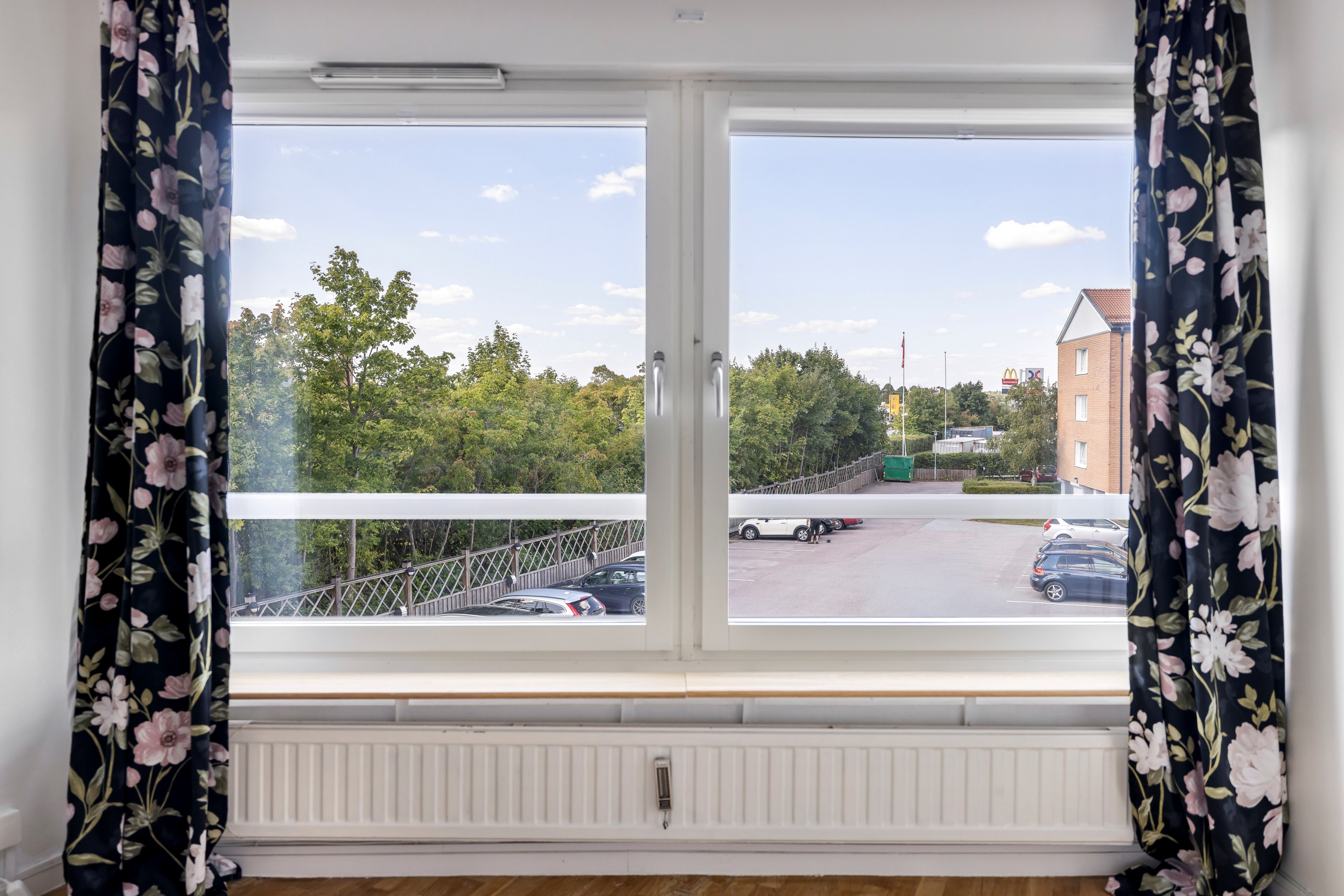 Bostadsbild från Kastanjegatan 7, Till salu i Salabacke, Uppsala