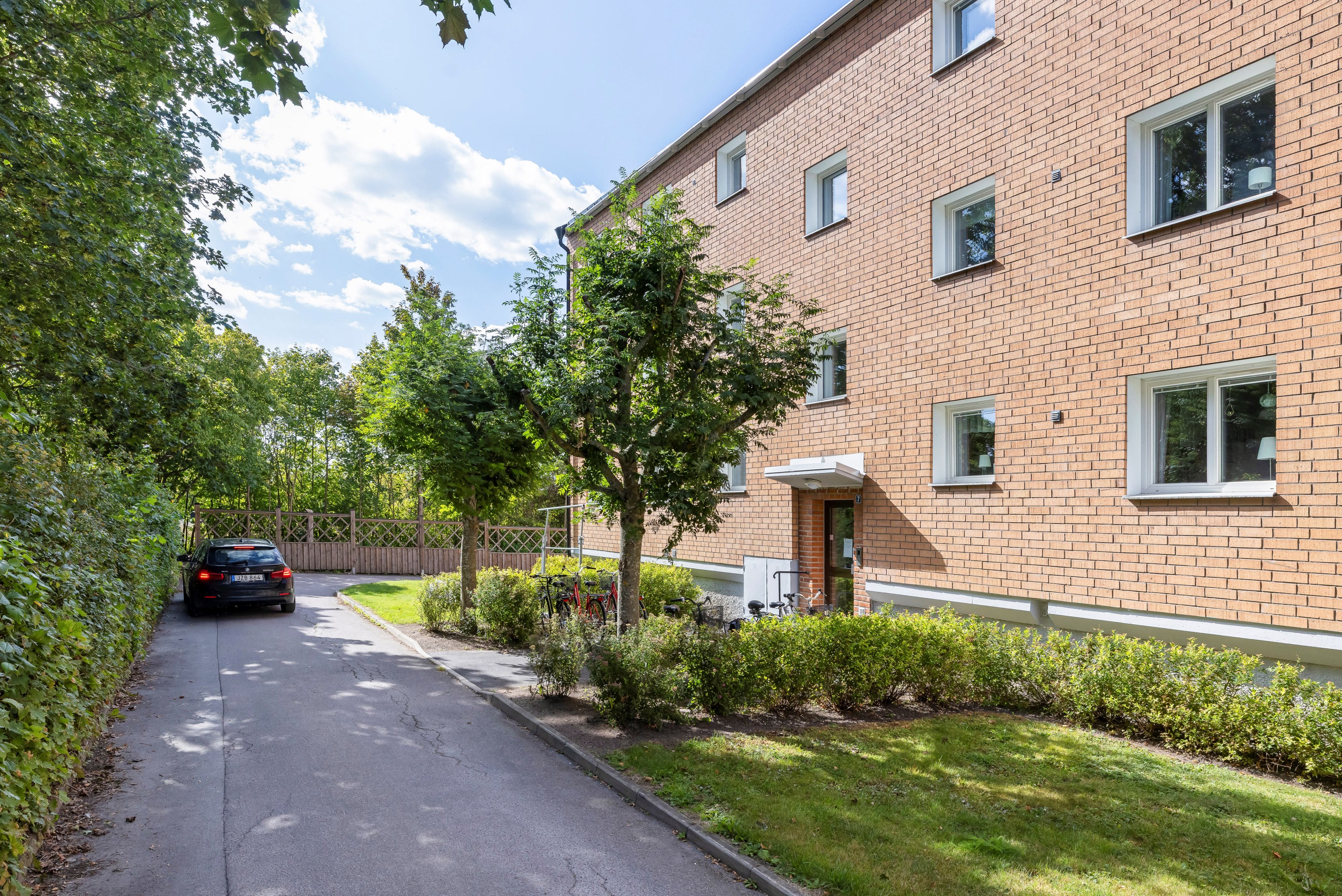 Bostadsbild från Kastanjegatan 7, Till salu i Salabacke, Uppsala