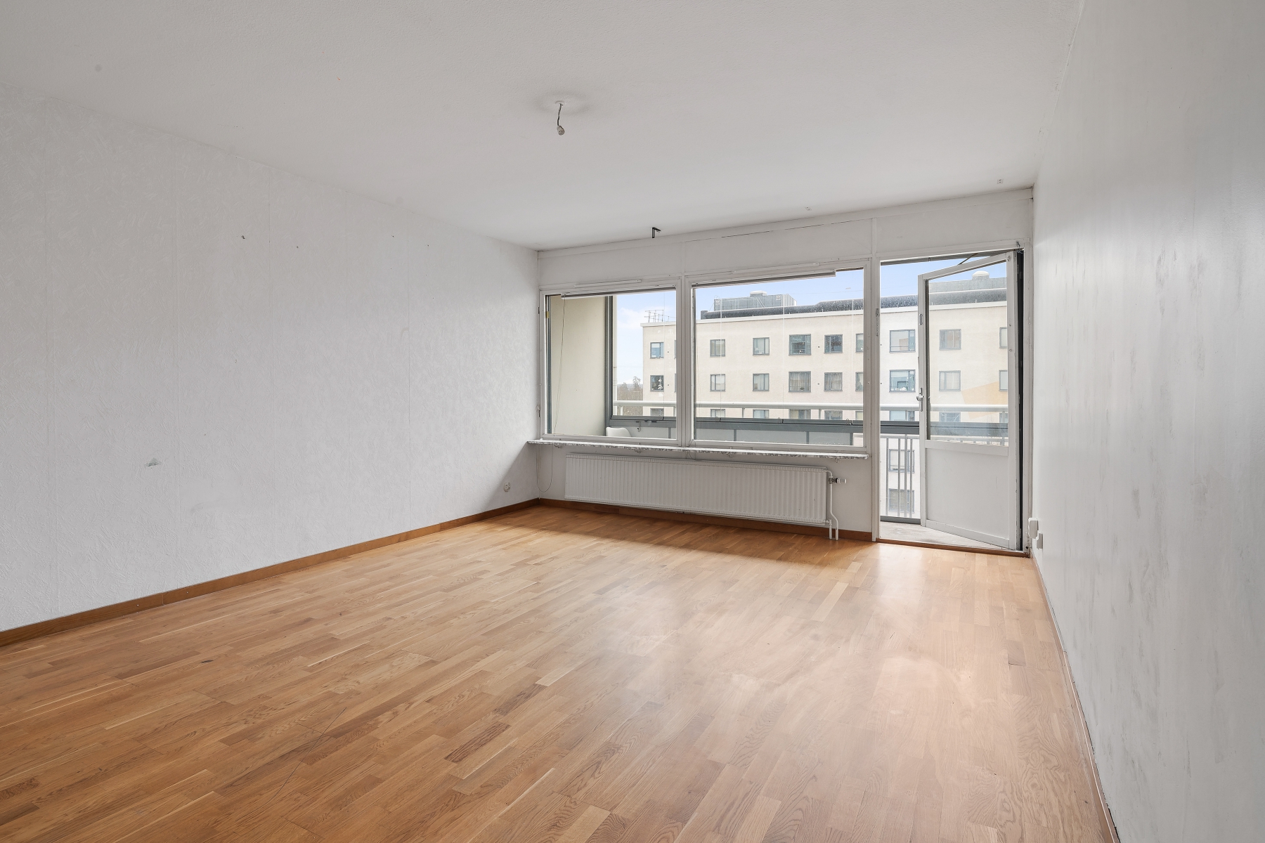 Bostadsbild från Äspholmsvägen 37, Såld i Skärholmen - Bredäng, Stockholm