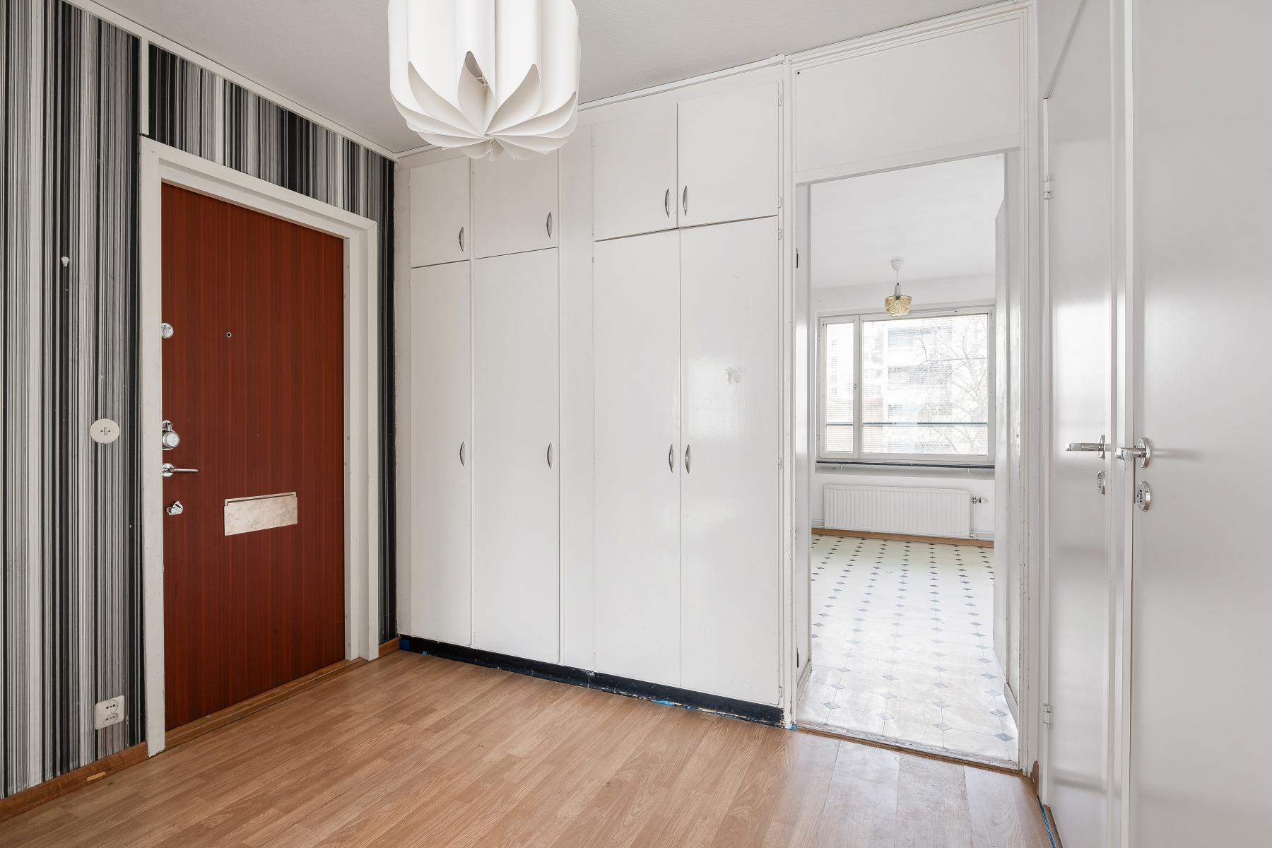 Bostadsbild från Äspholmsvägen 37, Såld i Skärholmen - Bredäng, Stockholm