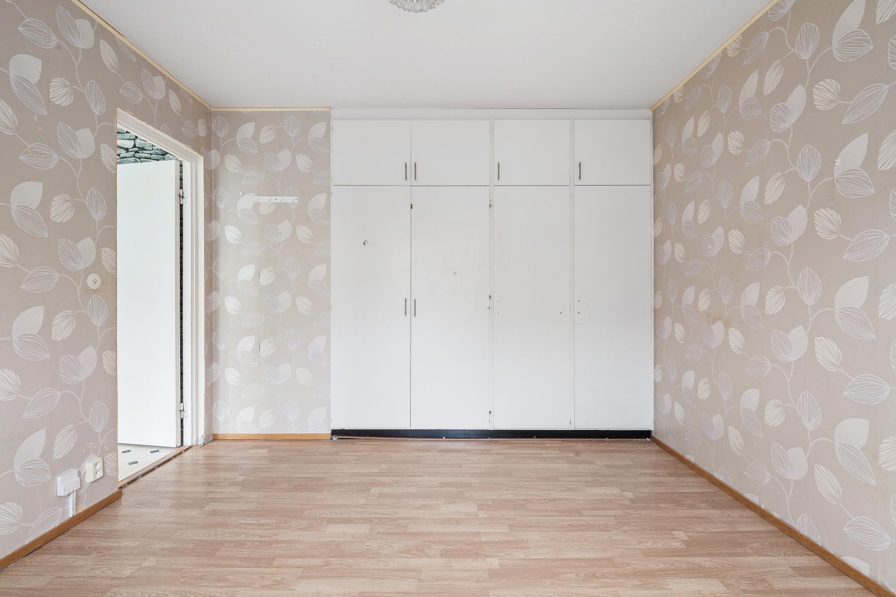 Bostadsbild från Äspholmsvägen 37, Såld i Skärholmen - Bredäng, Stockholm