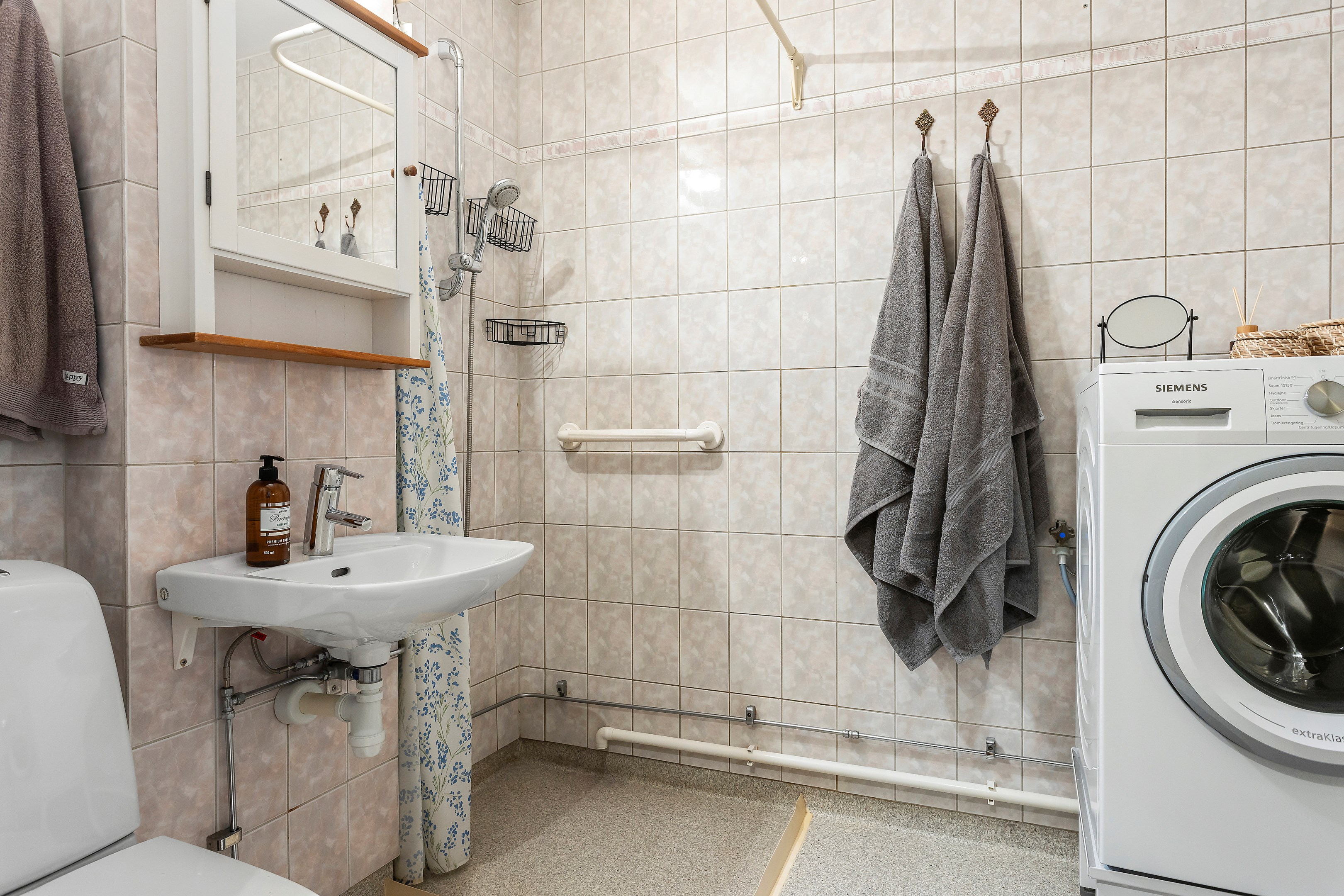 Bostadsbild från Ormingeringen 26B, Kommande i Västra Orminge, Nacka