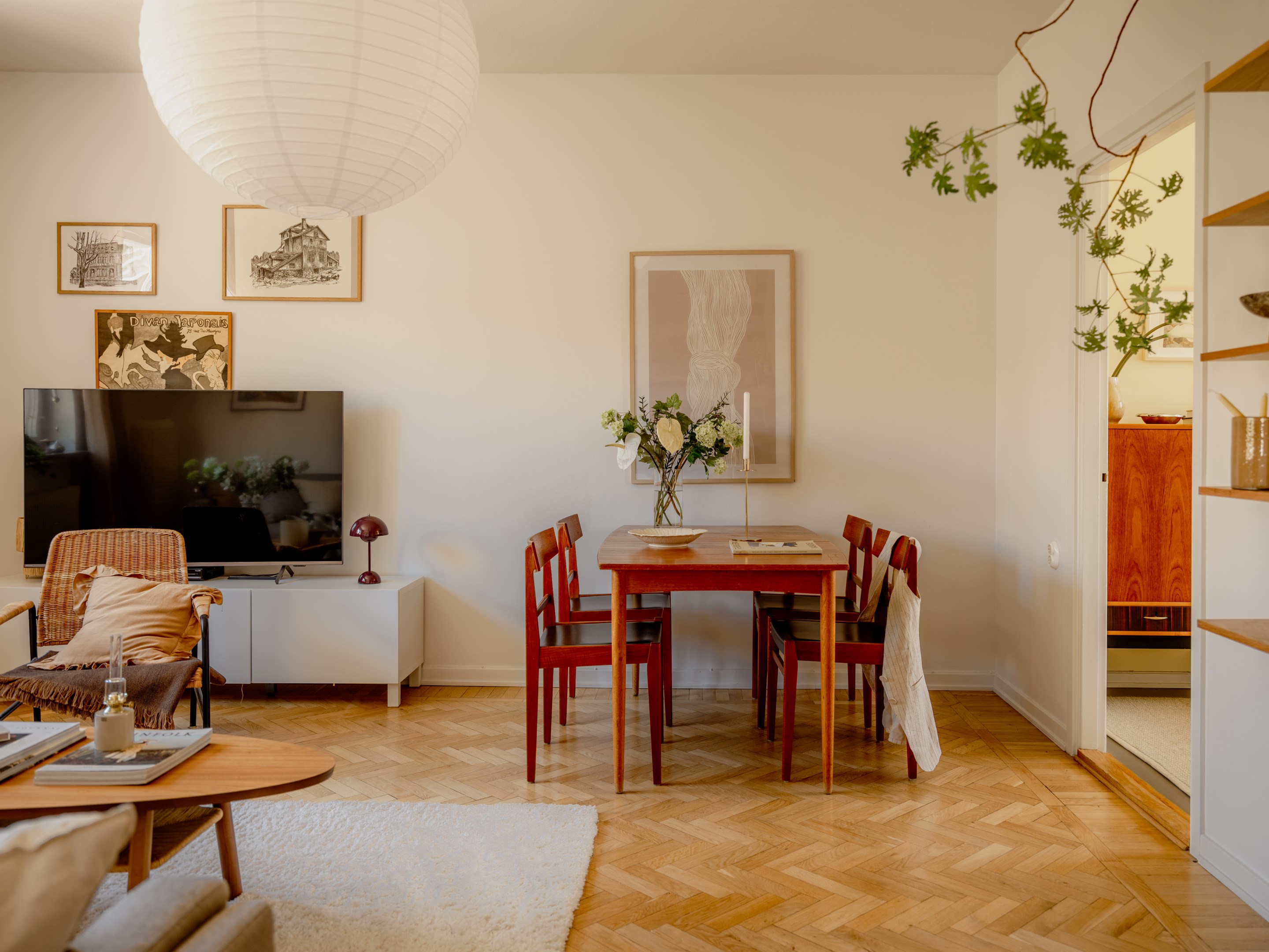 Bostadsbild från Sparbanksvägen 76, Till salu i Hägerstensåsen, Stockholm