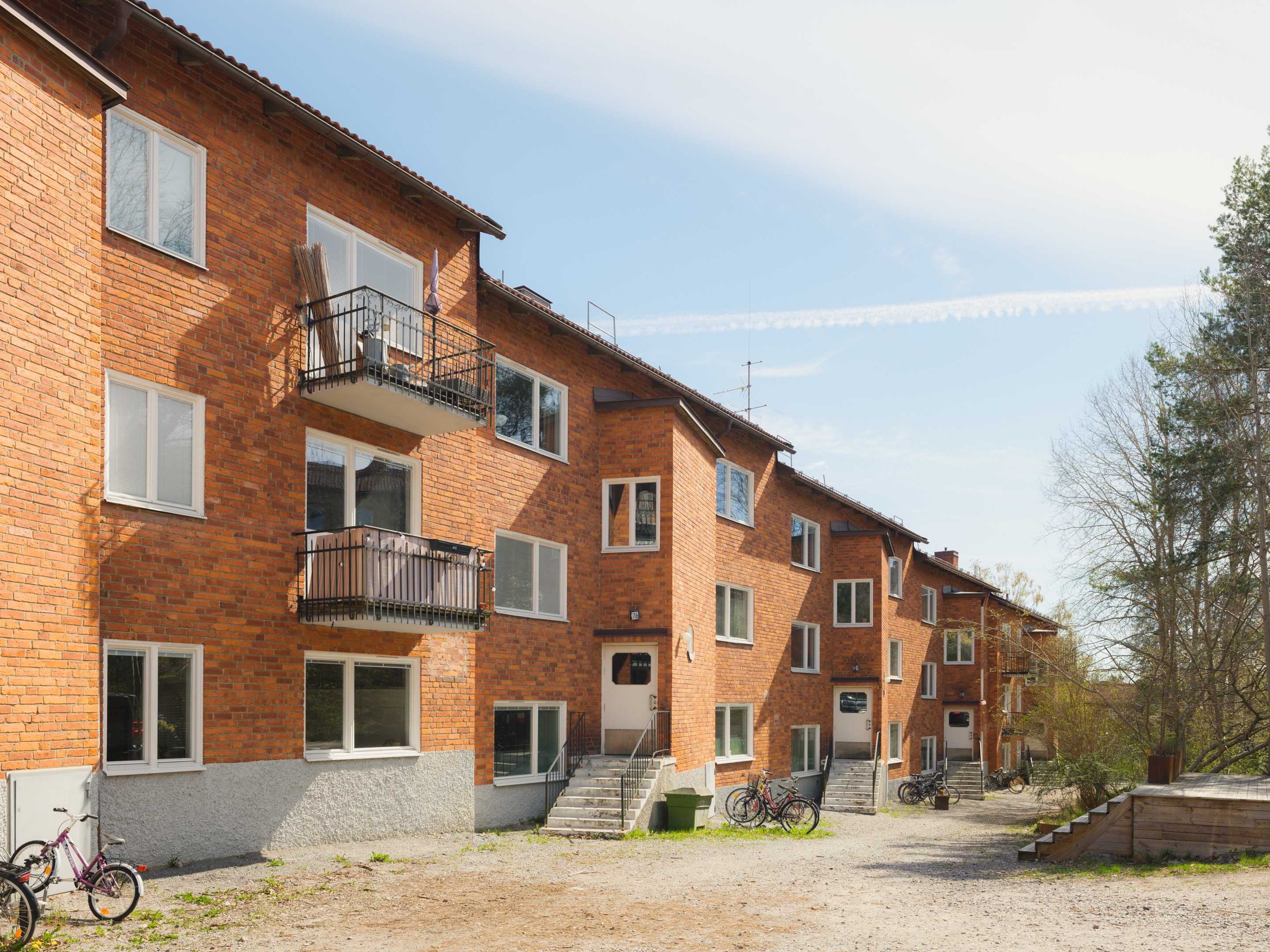 Bostadsbild från Sparbanksvägen 76, Till salu i Hägerstensåsen, Stockholm