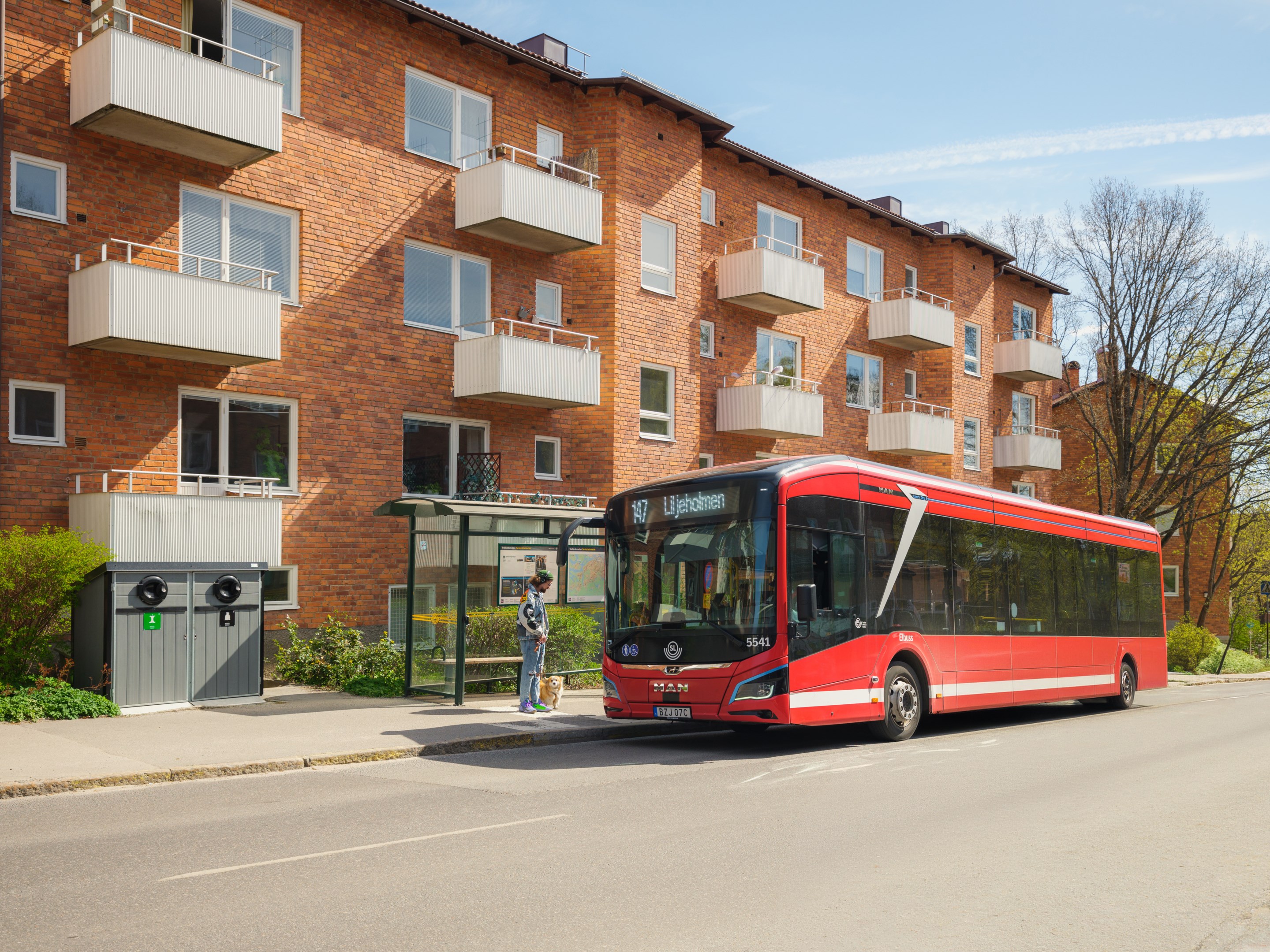 Bostadsbild från Sparbanksvägen 76, Till salu i Hägerstensåsen, Stockholm