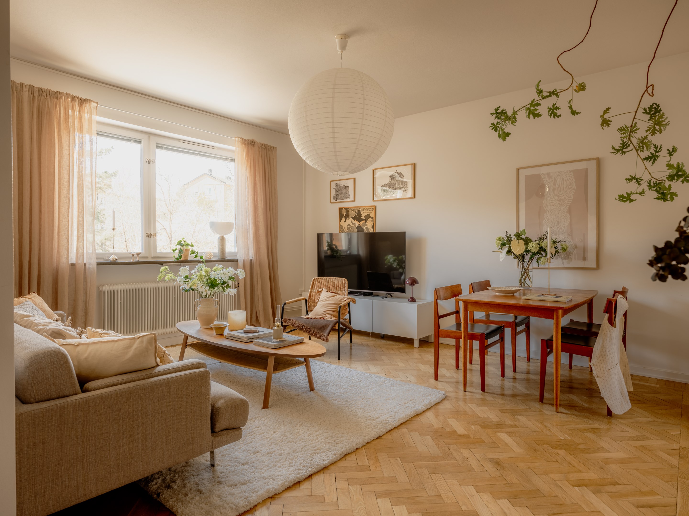 Bostadsbild från Sparbanksvägen 76, Till salu i Hägerstensåsen, Stockholm
